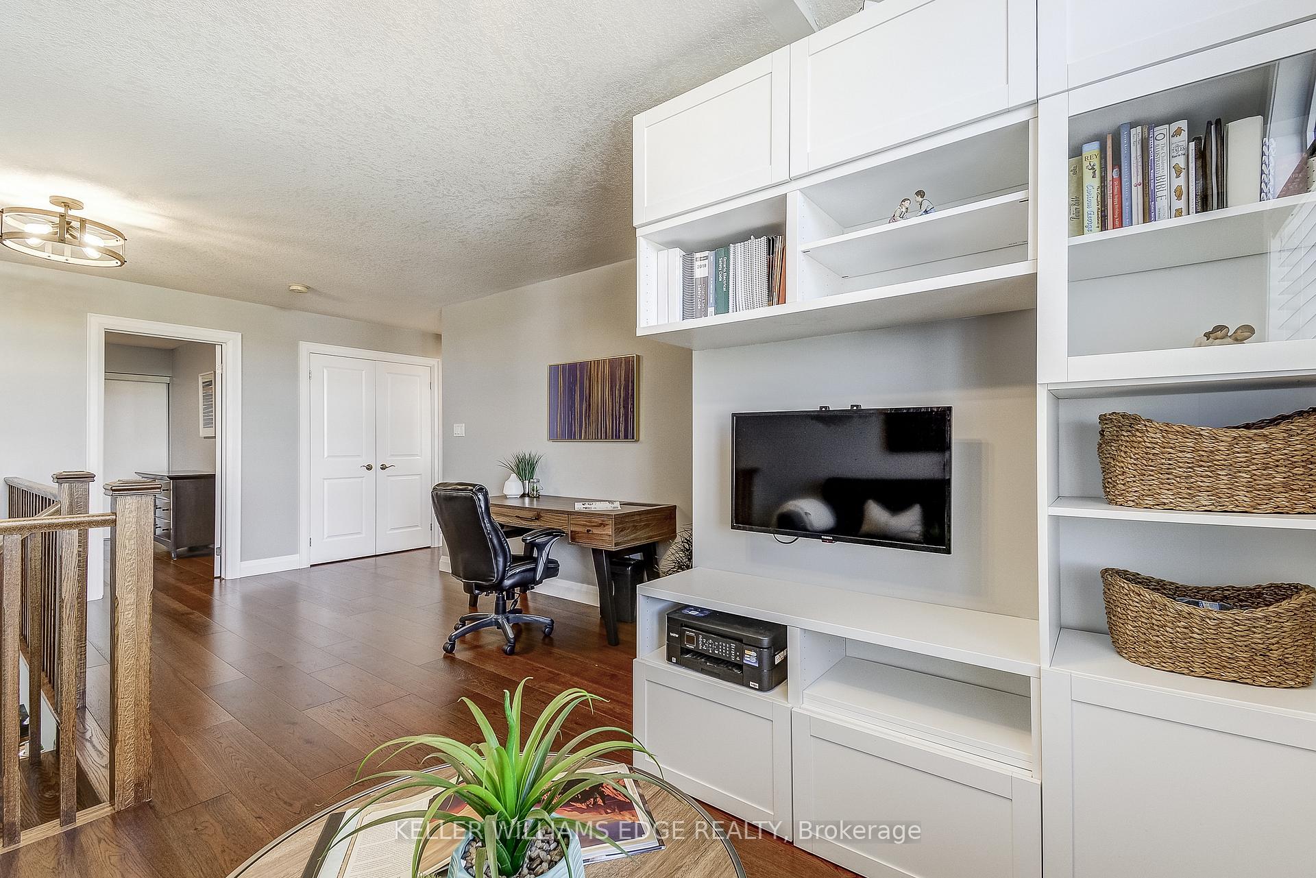 Photo 24 of 280 Fellowes Crescent, Hamilton, Waterdown — HOMEH
