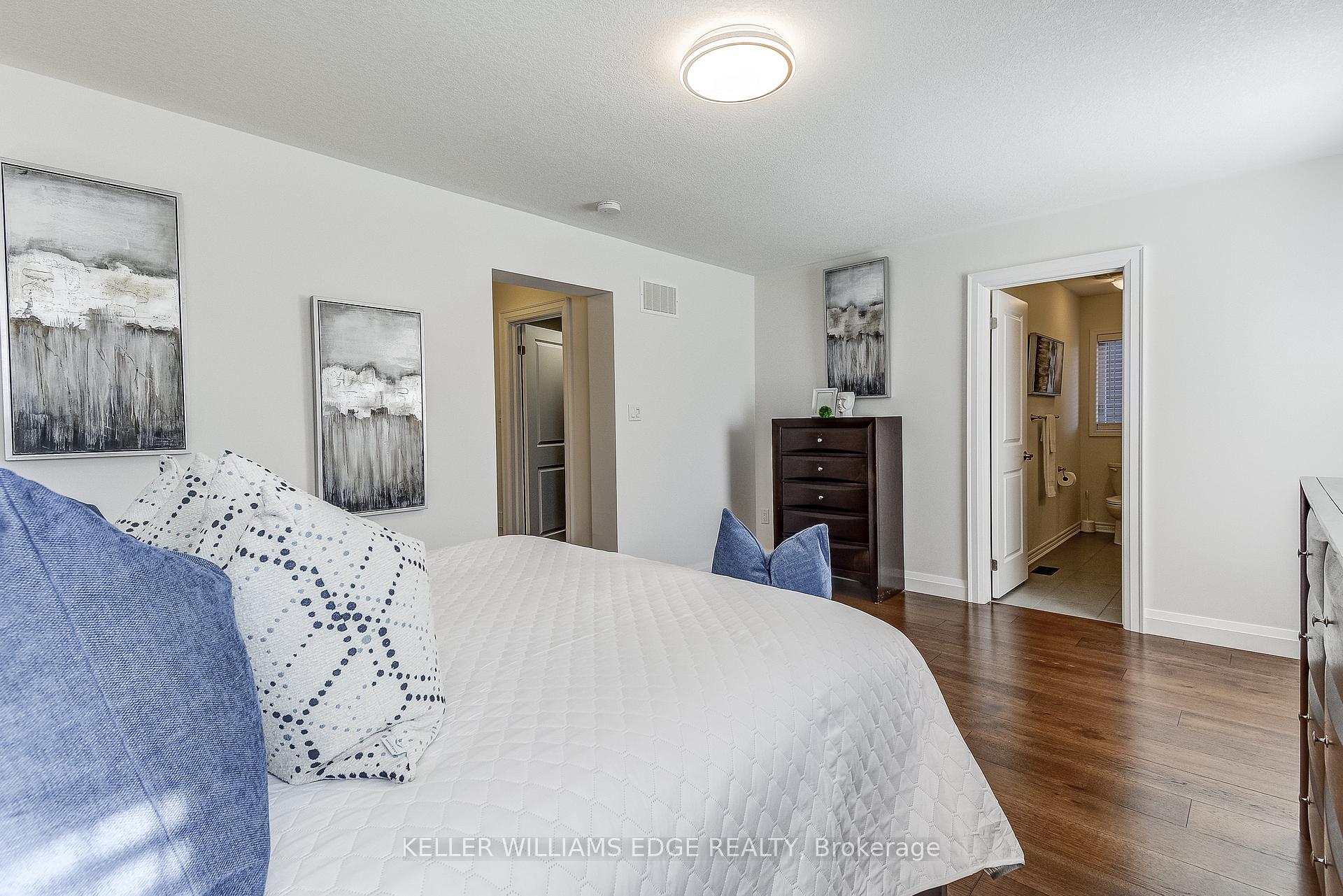 Photo 33 of 280 Fellowes Crescent, Hamilton, Waterdown — HOMEH