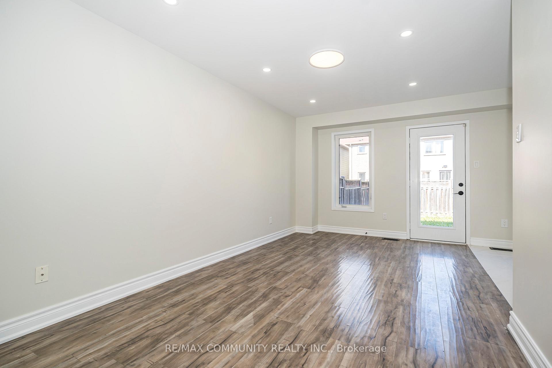 Photo 7 of 10 Tanasi Road, Brampton, Credit Valley — HOMEH