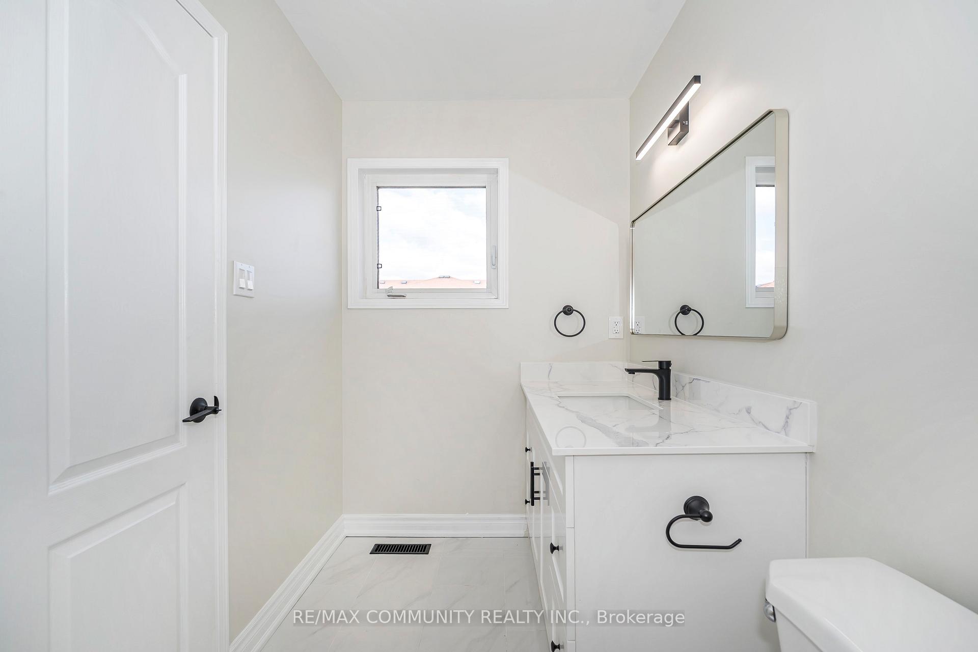 Photo 23 of 10 Tanasi Road, Brampton, Credit Valley — HOMEH