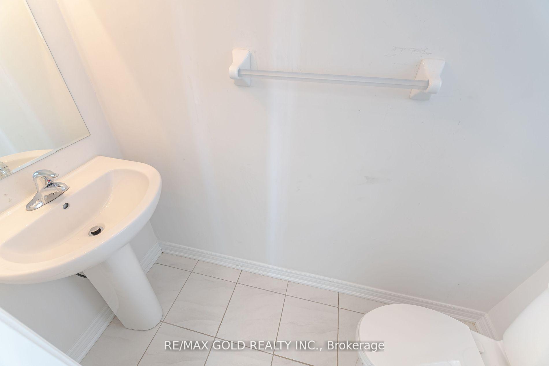 Photo 14 of 711 Potawatomi Crescent, Shelburne — HOMEH