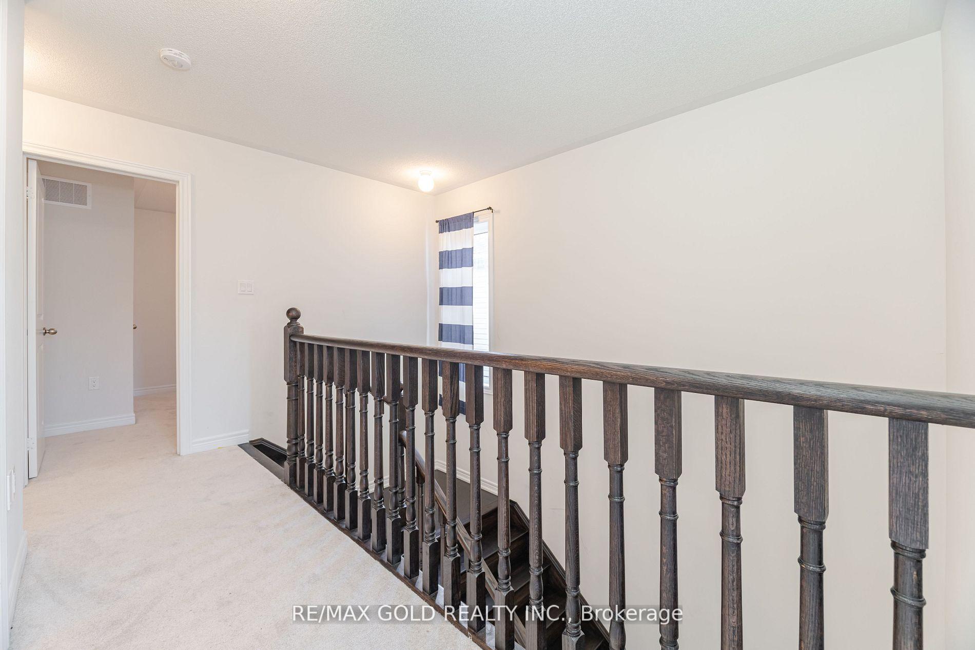 Photo 12 of 711 Potawatomi Crescent, Shelburne — HOMEH