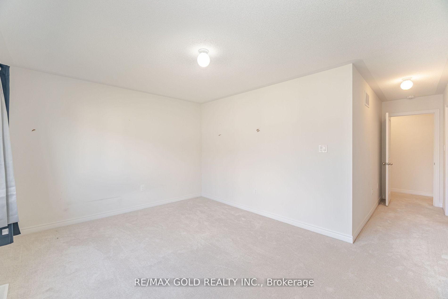Photo 13 of 711 Potawatomi Crescent, Shelburne — HOMEH