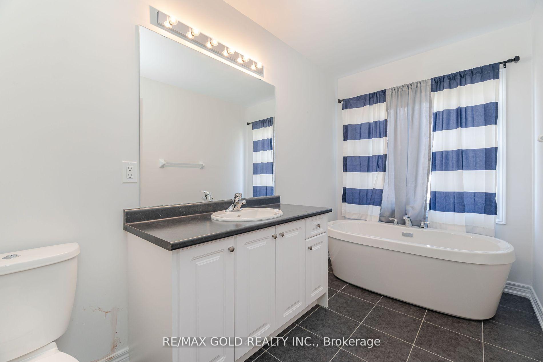 Photo 25 of 711 Potawatomi Crescent, Shelburne — HOMEH