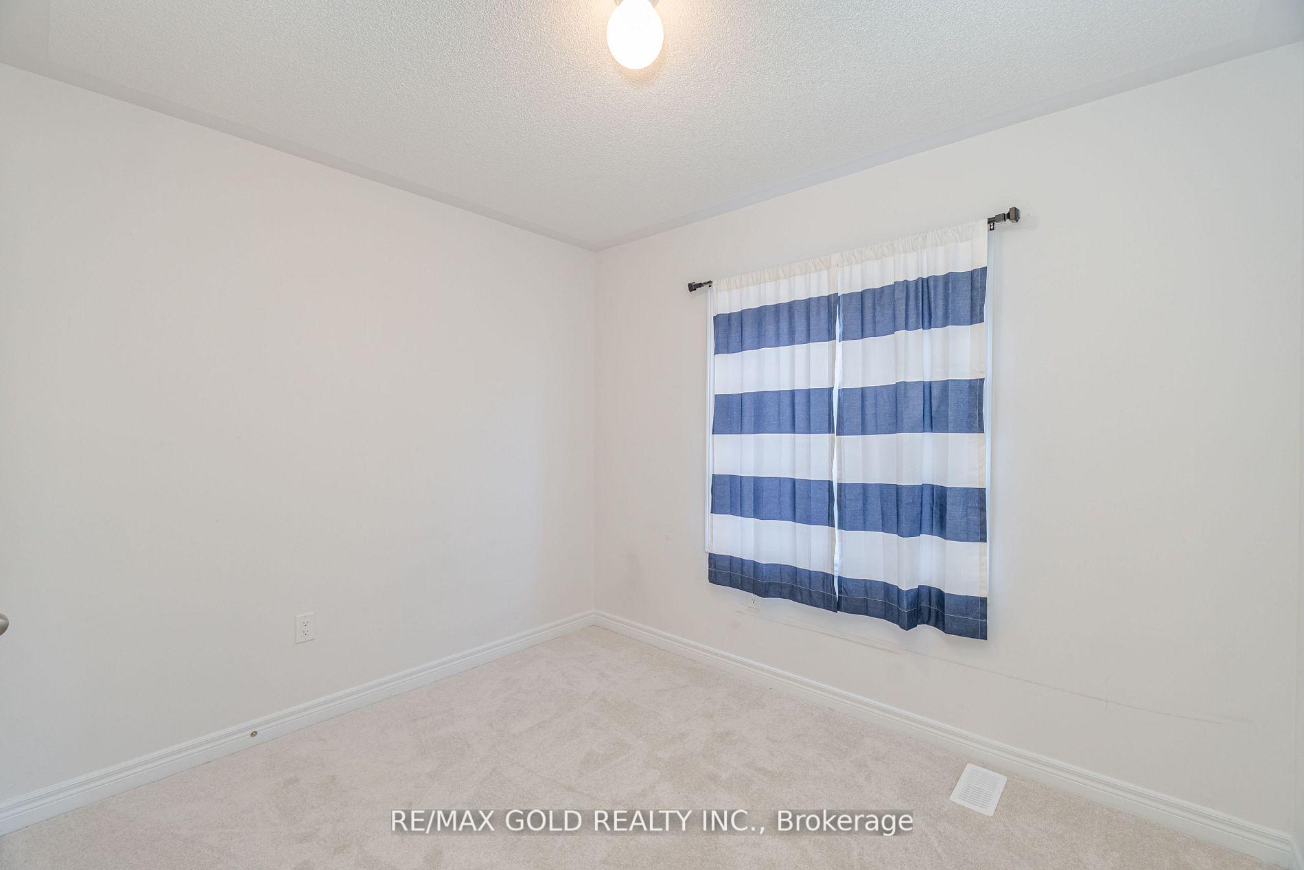 Photo 18 of 711 Potawatomi Crescent, Shelburne — HOMEH
