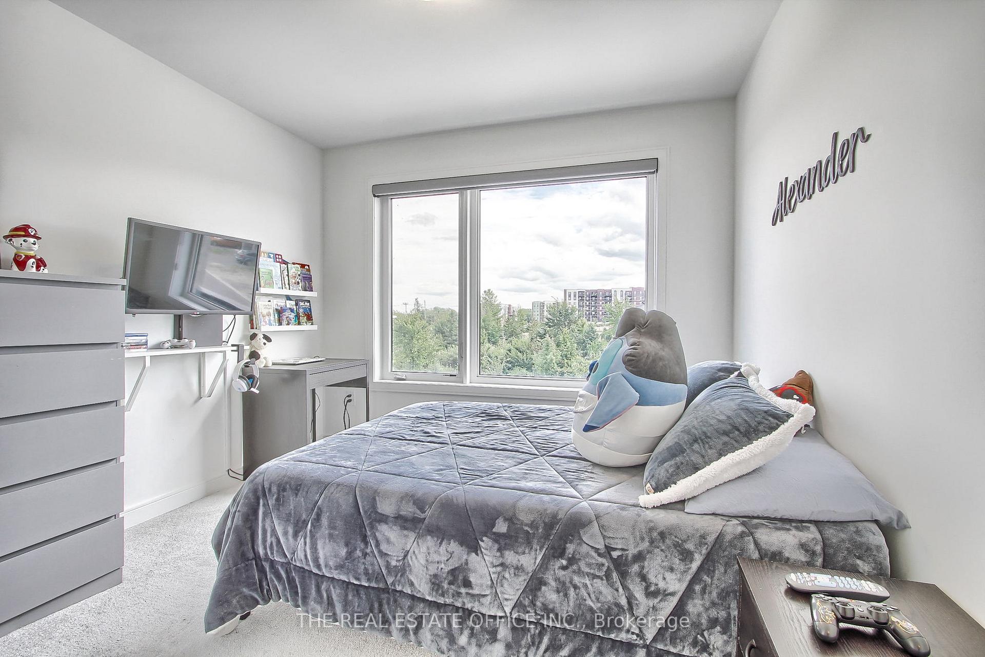 Photo 37 of 27 Blue Forest Crescent, Barrie, Innis-Shore — HOMEH