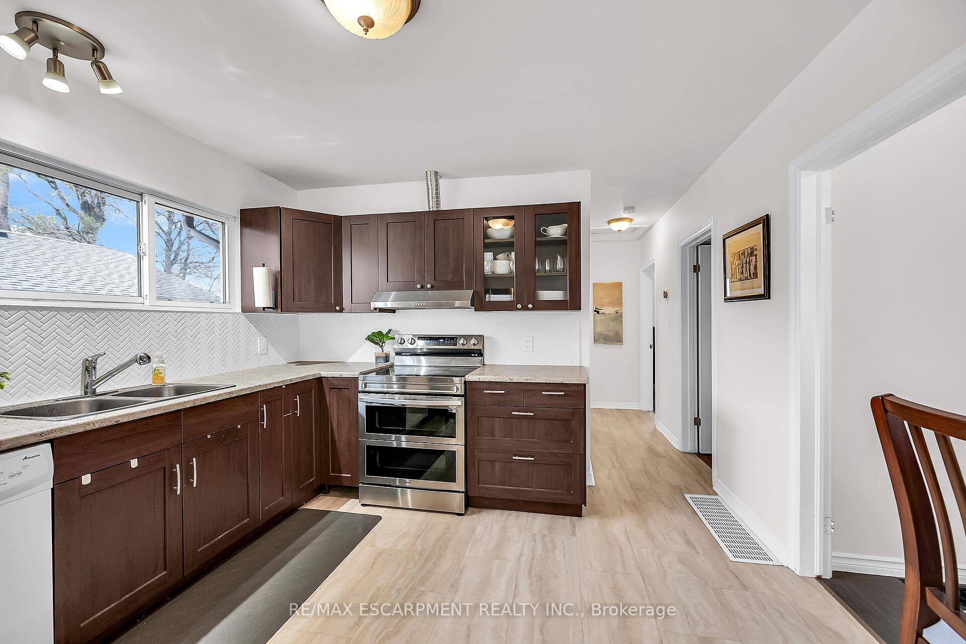 Photo 16 of 787 Upper Ottawa Street, Hamilton, Hampton Heights — HOMEH