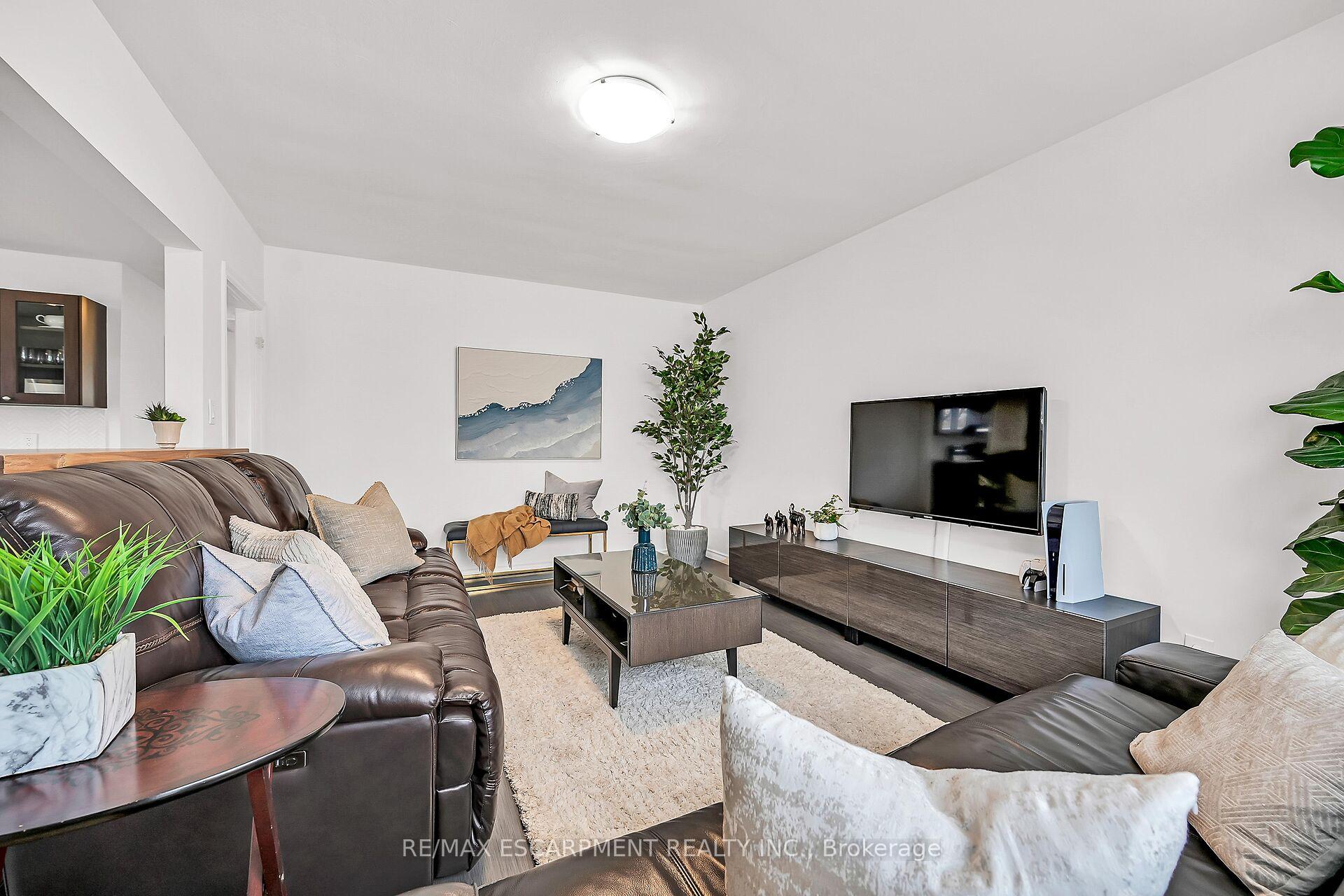 Photo 12 of 787 Upper Ottawa Street, Hamilton, Hampton Heights — HOMEH