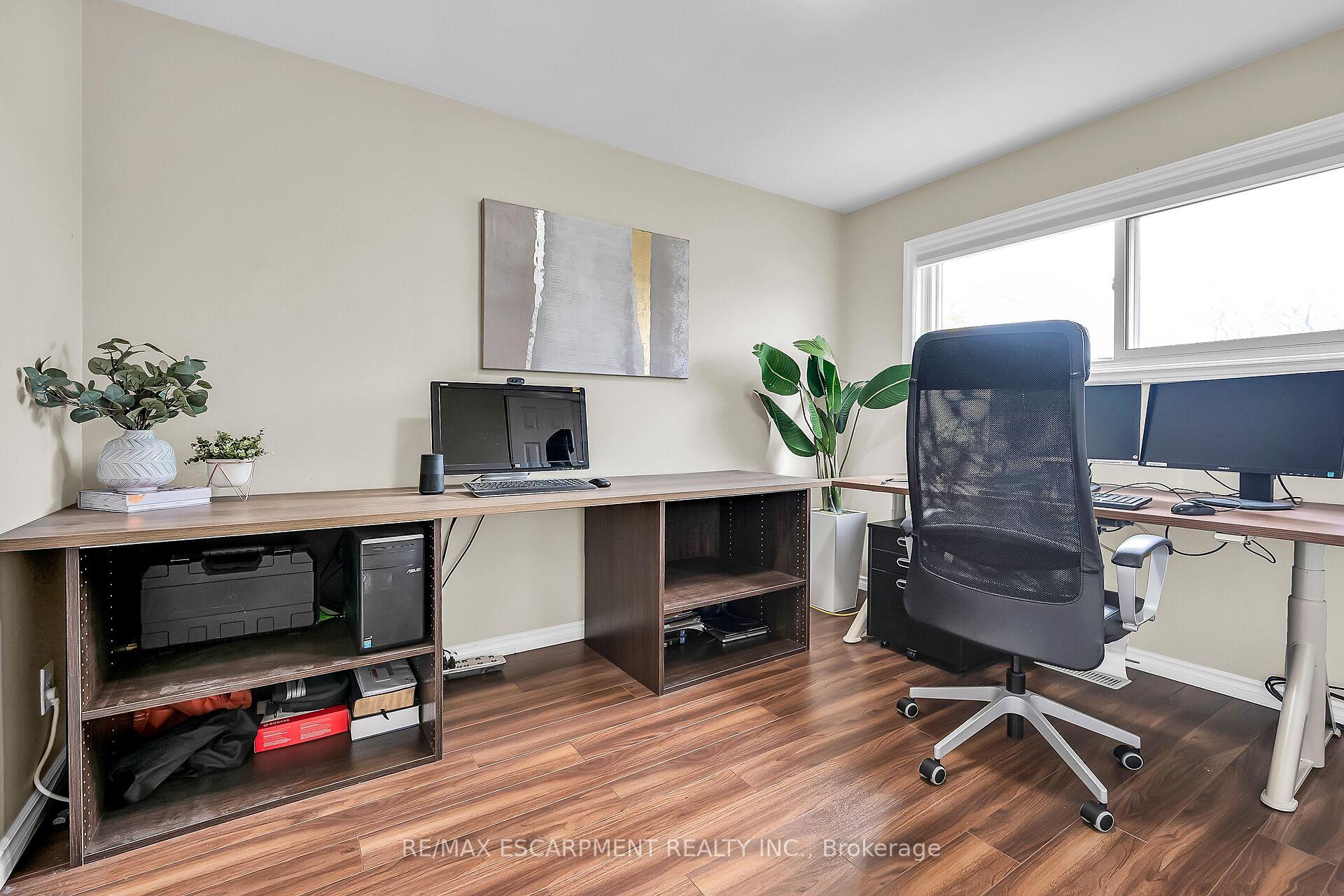 Photo 11 of 787 Upper Ottawa Street, Hamilton, Hampton Heights — HOMEH