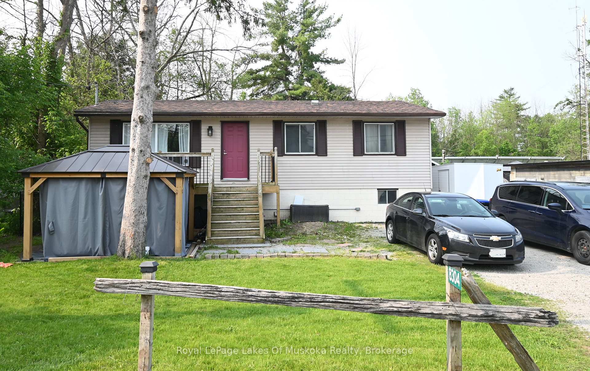 Front of 8304 County Rd. 169
