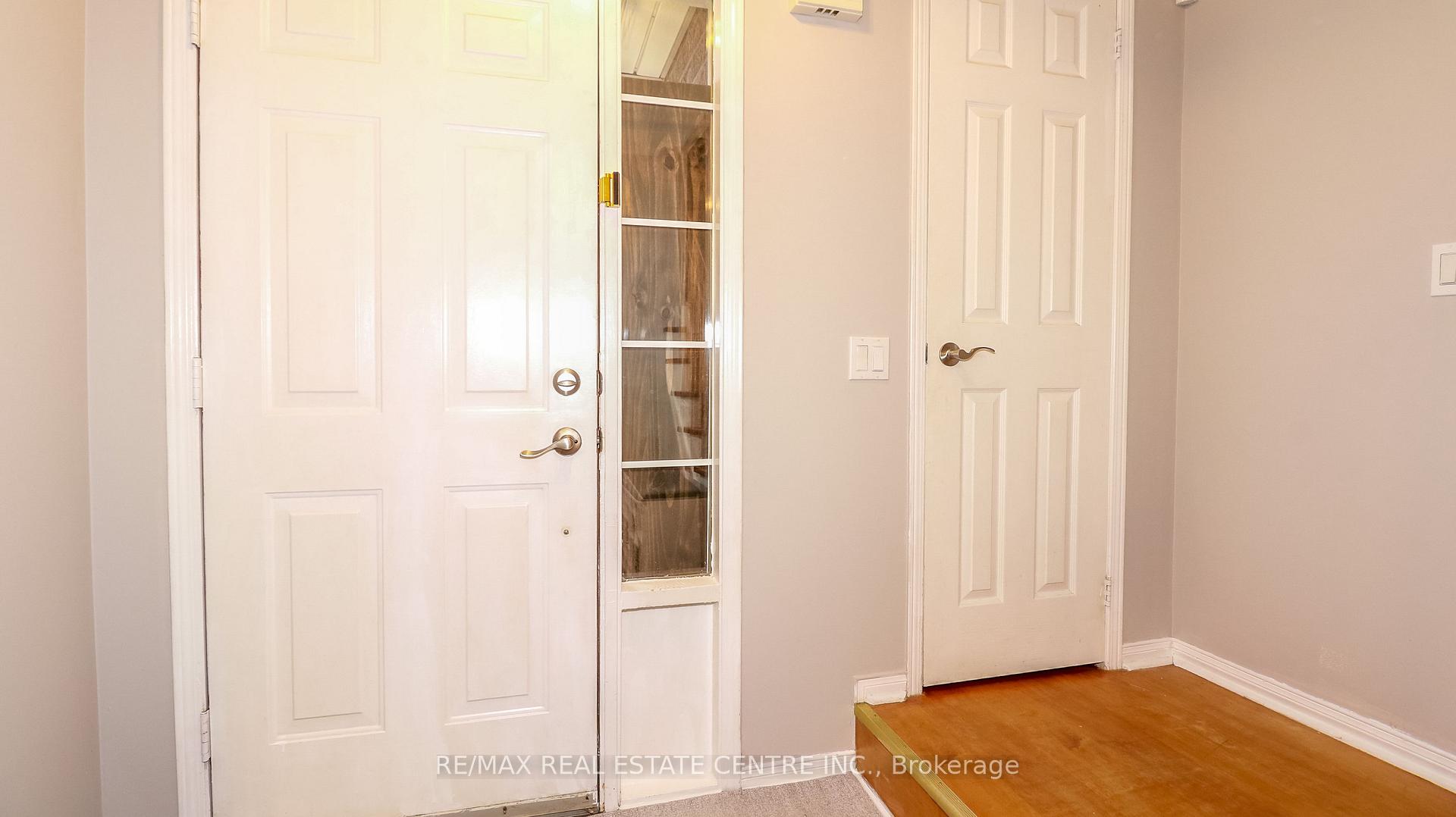 Photo 9 of 23 Wice Road, Barrie, Holly — HOMEH