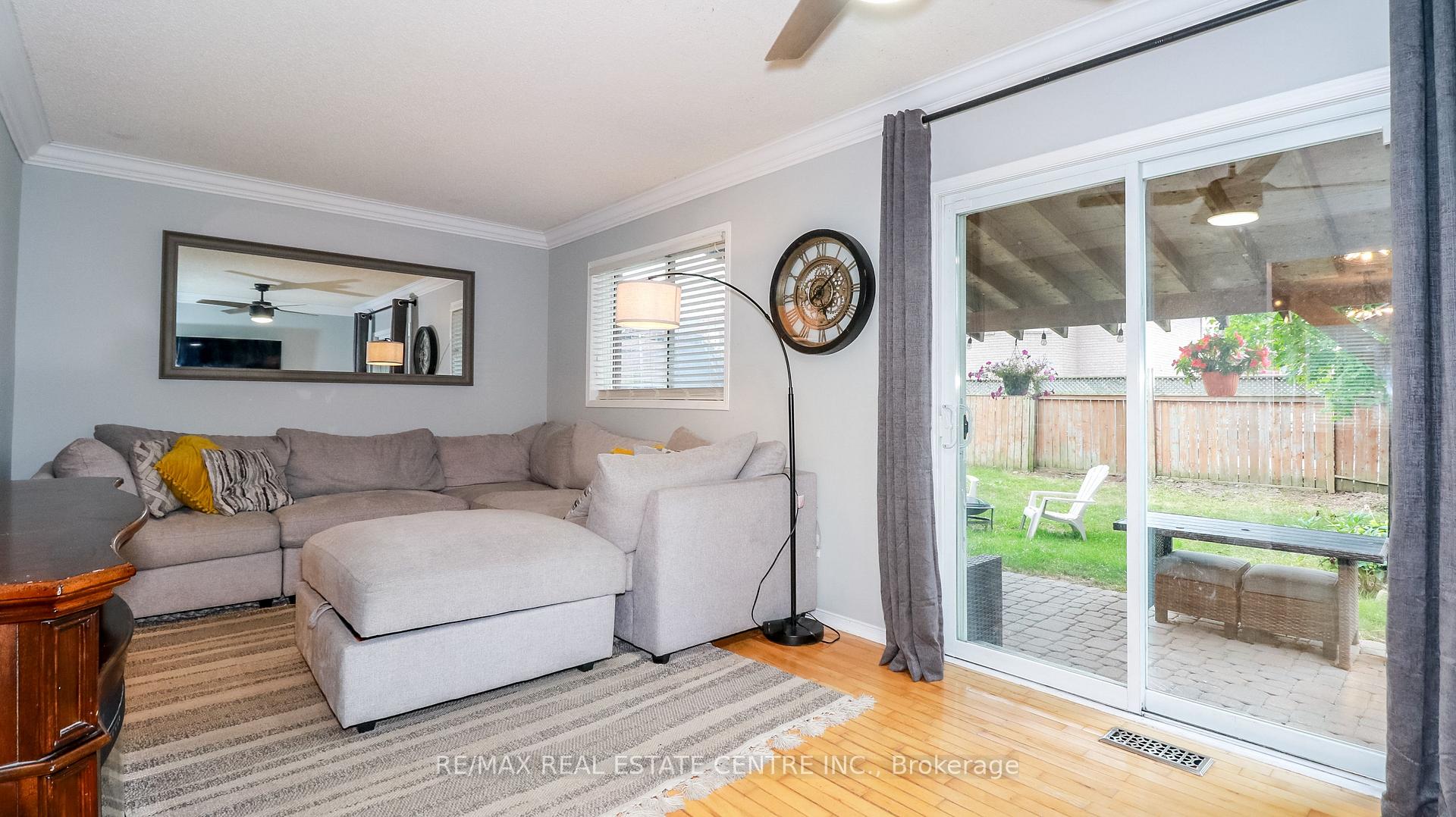 Photo 12 of 23 Wice Road, Barrie, Holly — HOMEH