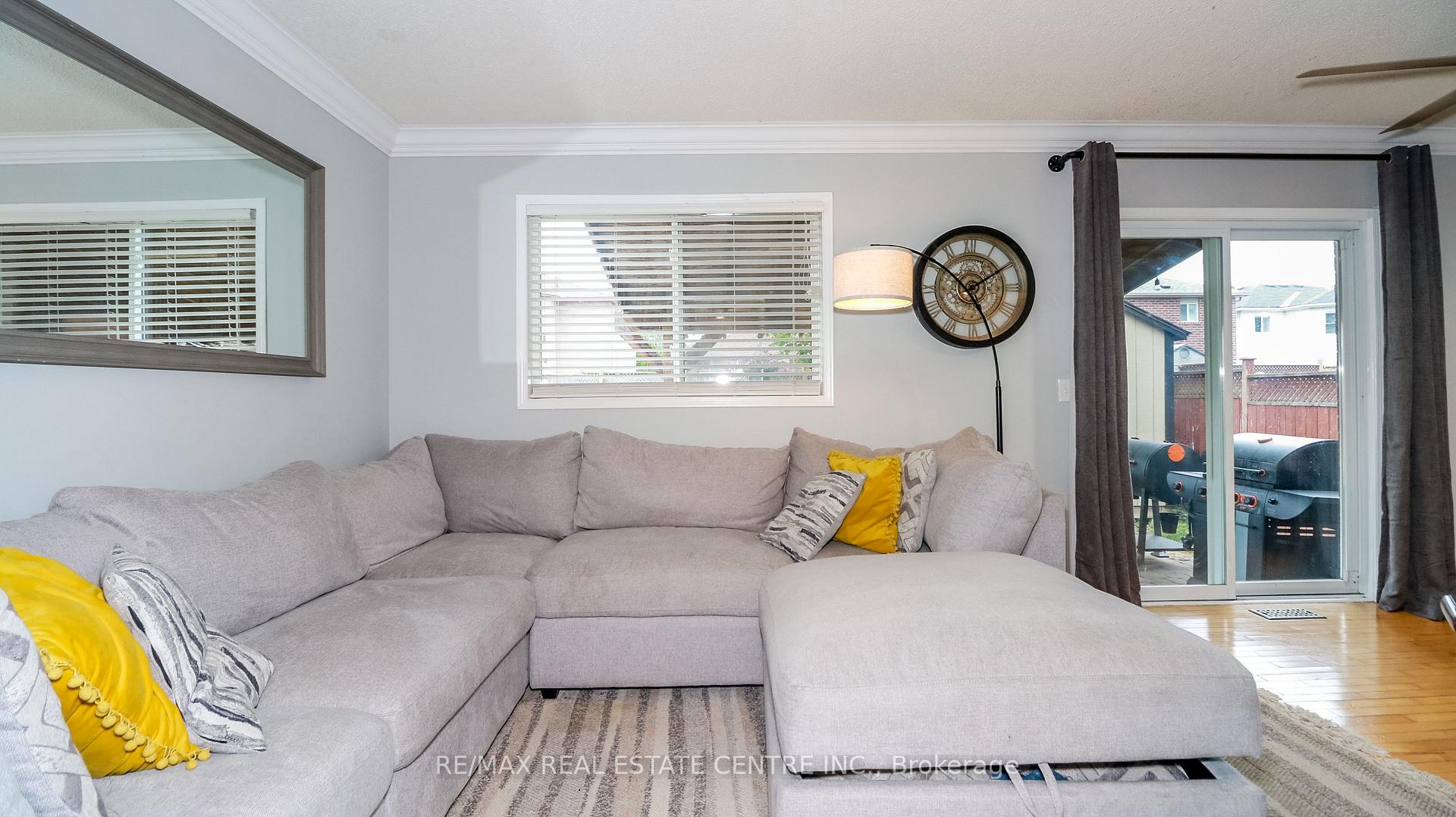 Photo 18 of 23 Wice Road, Barrie, Holly — HOMEH