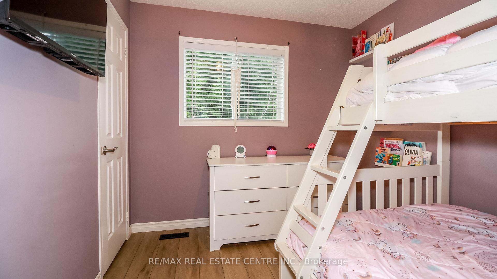 Photo 26 of 23 Wice Road, Barrie, Holly — HOMEH