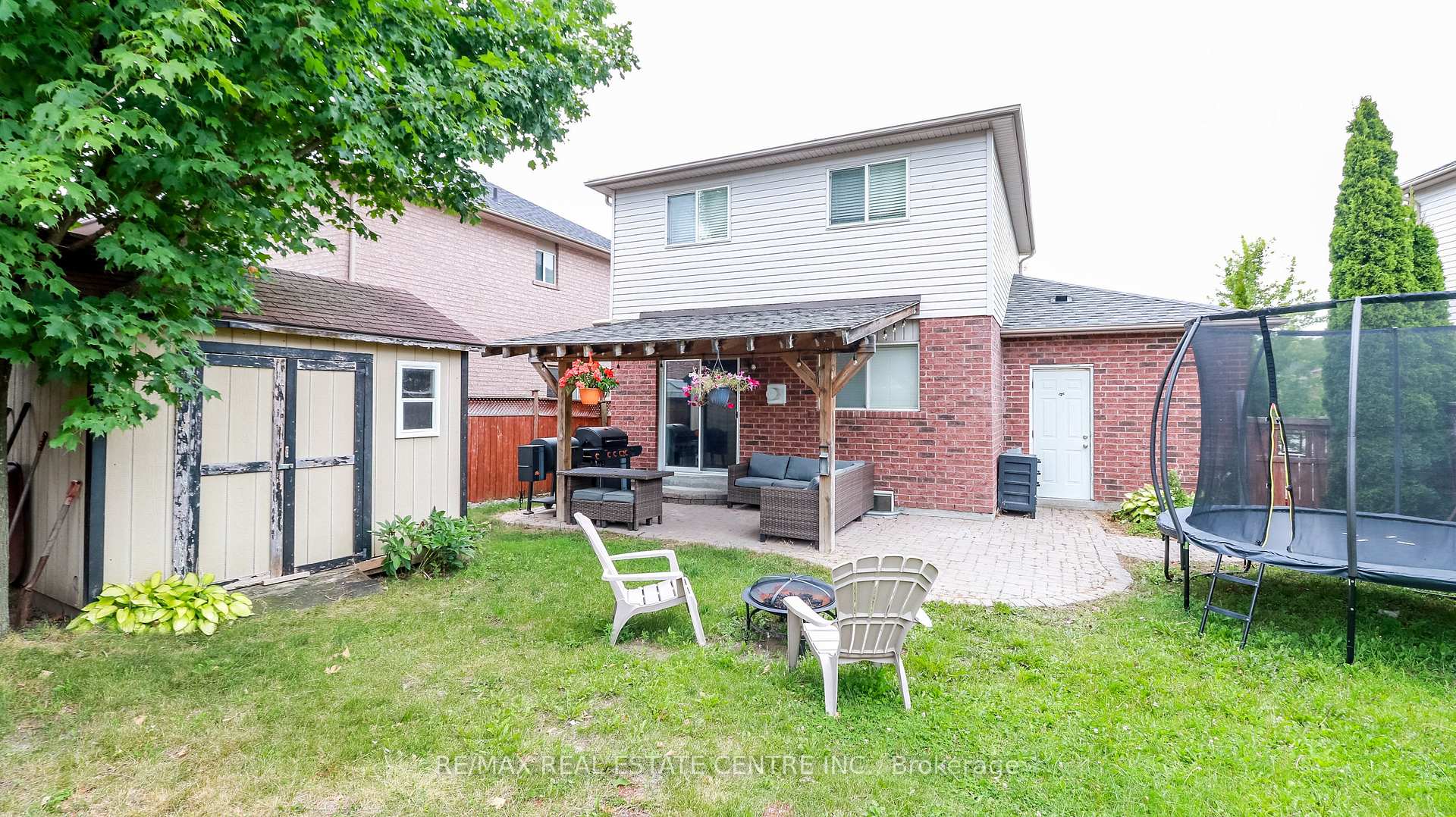 Photo 33 of 23 Wice Road, Barrie, Holly — HOMEH