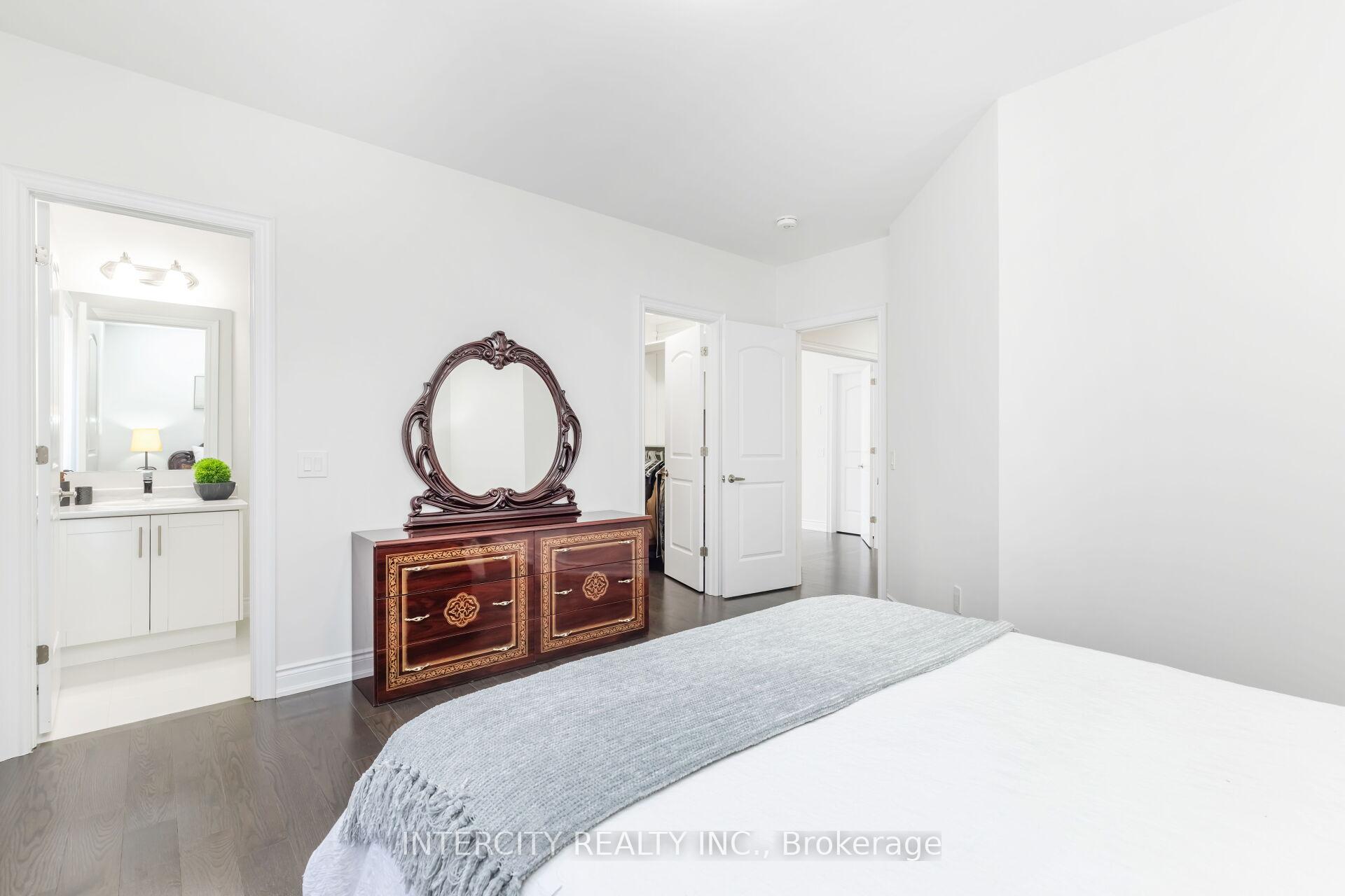 Photo 25 of 68 Raspberry Ridge Avenue, Caledon, Caledon East — HOMEH