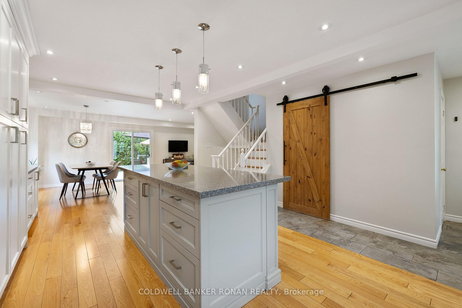 Photo 20 of 16 Metcalf Crescent, New Tecumseth, Tottenham — HOMEH