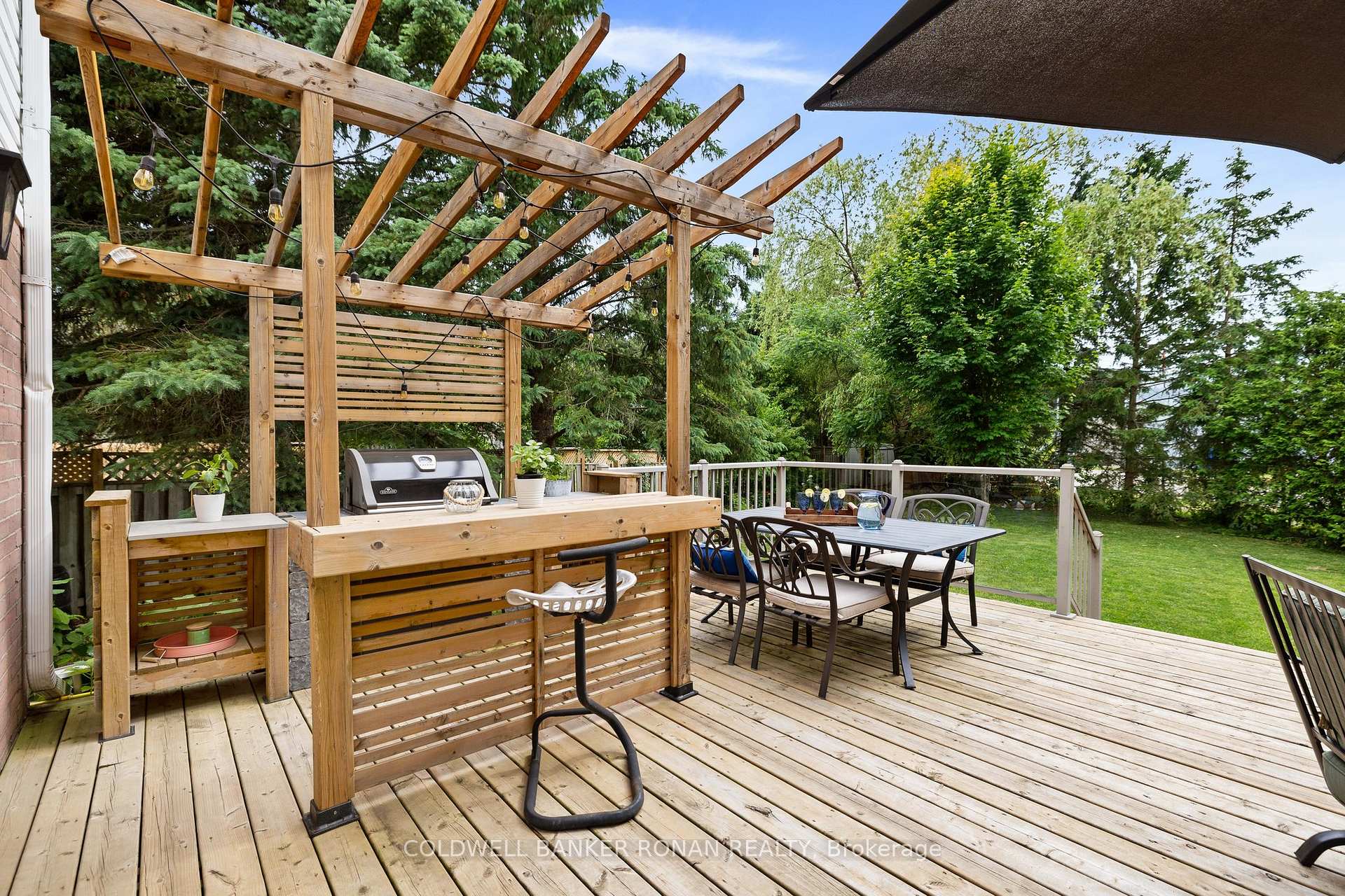 Photo 30 of 16 Metcalf Crescent, New Tecumseth, Tottenham — HOMEH