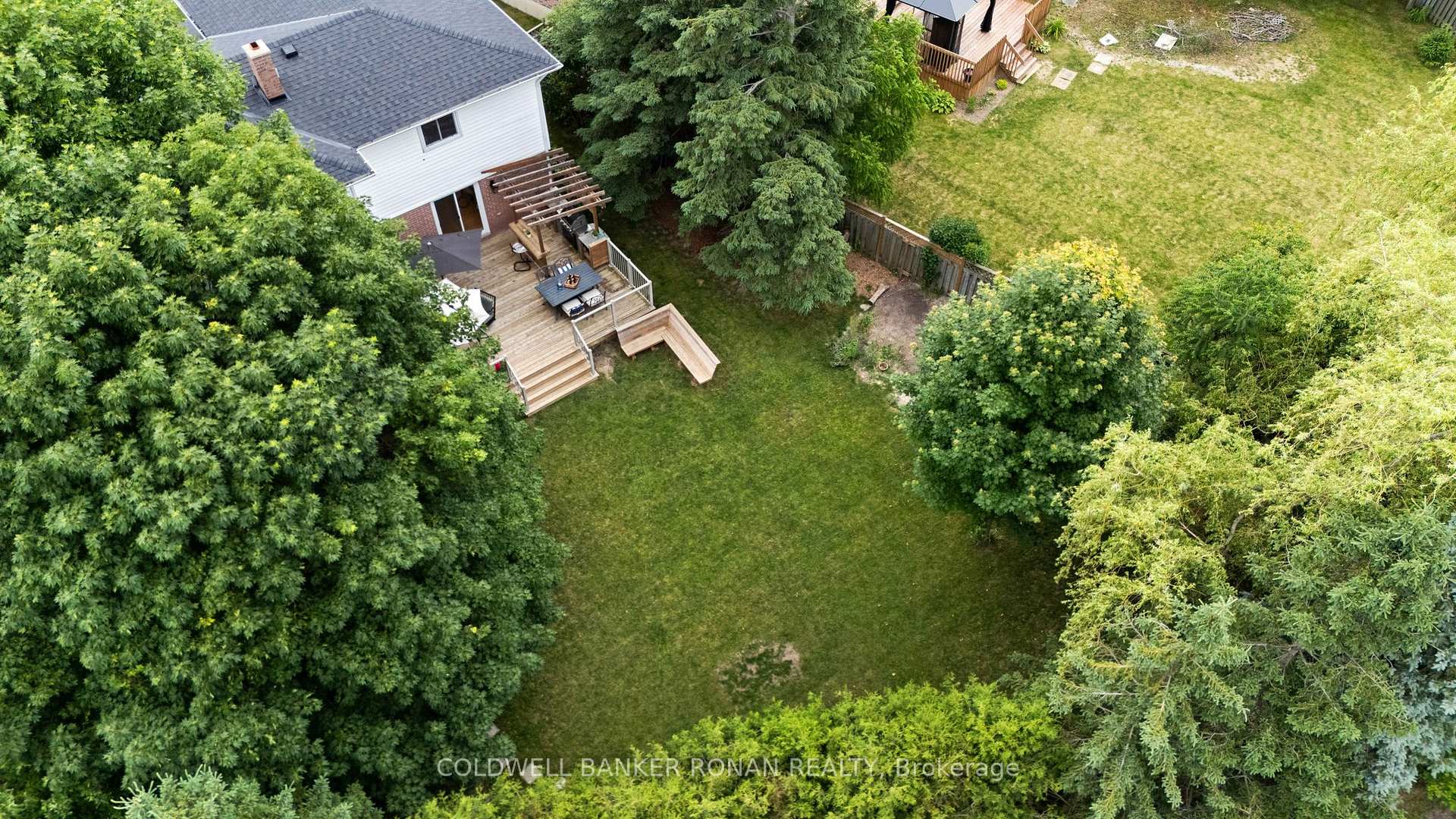 Photo 37 of 16 Metcalf Crescent, New Tecumseth, Tottenham — HOMEH