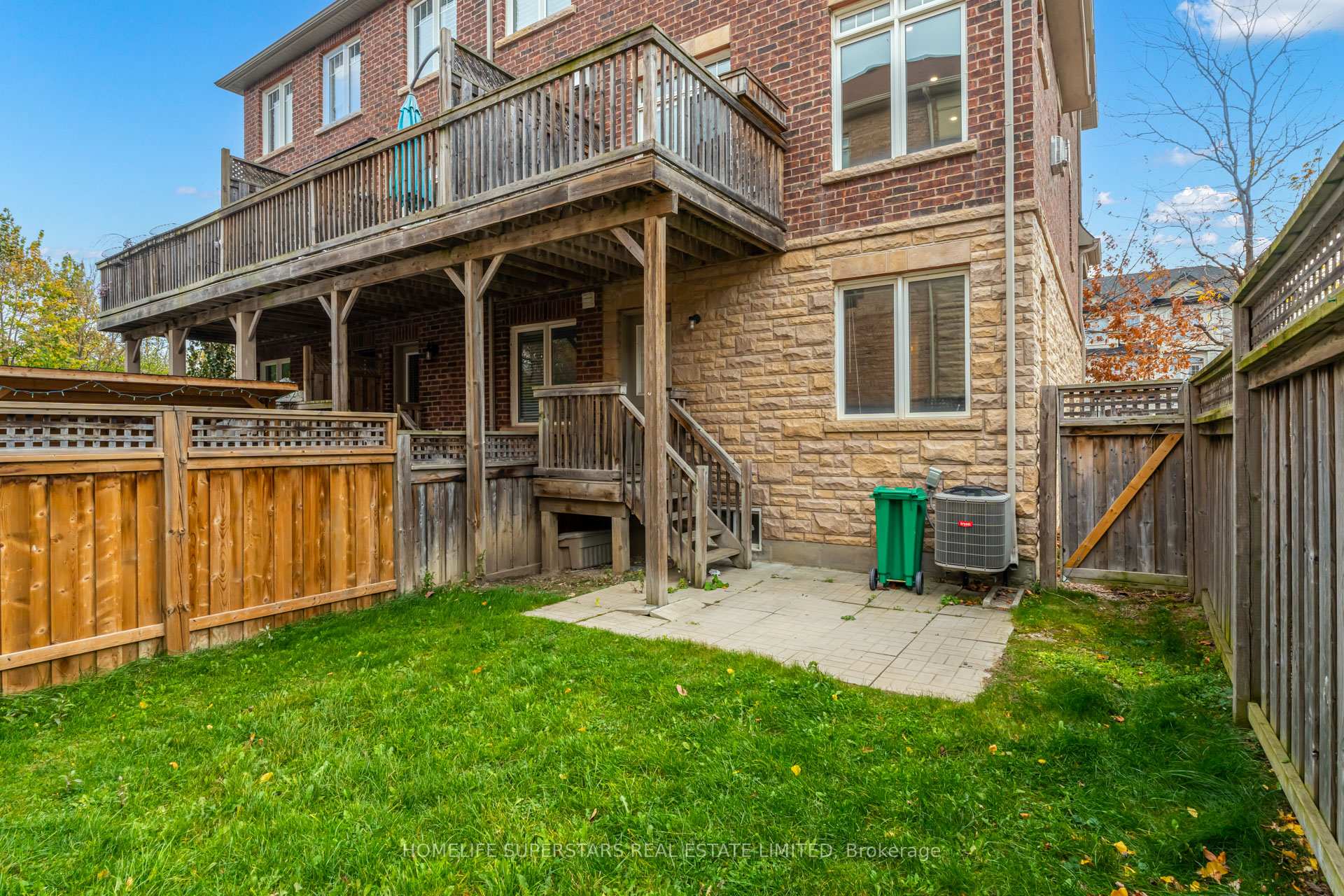 Photo 20 of 2011 Lushes Avenue, Mississauga, Clarkson — HOMEH