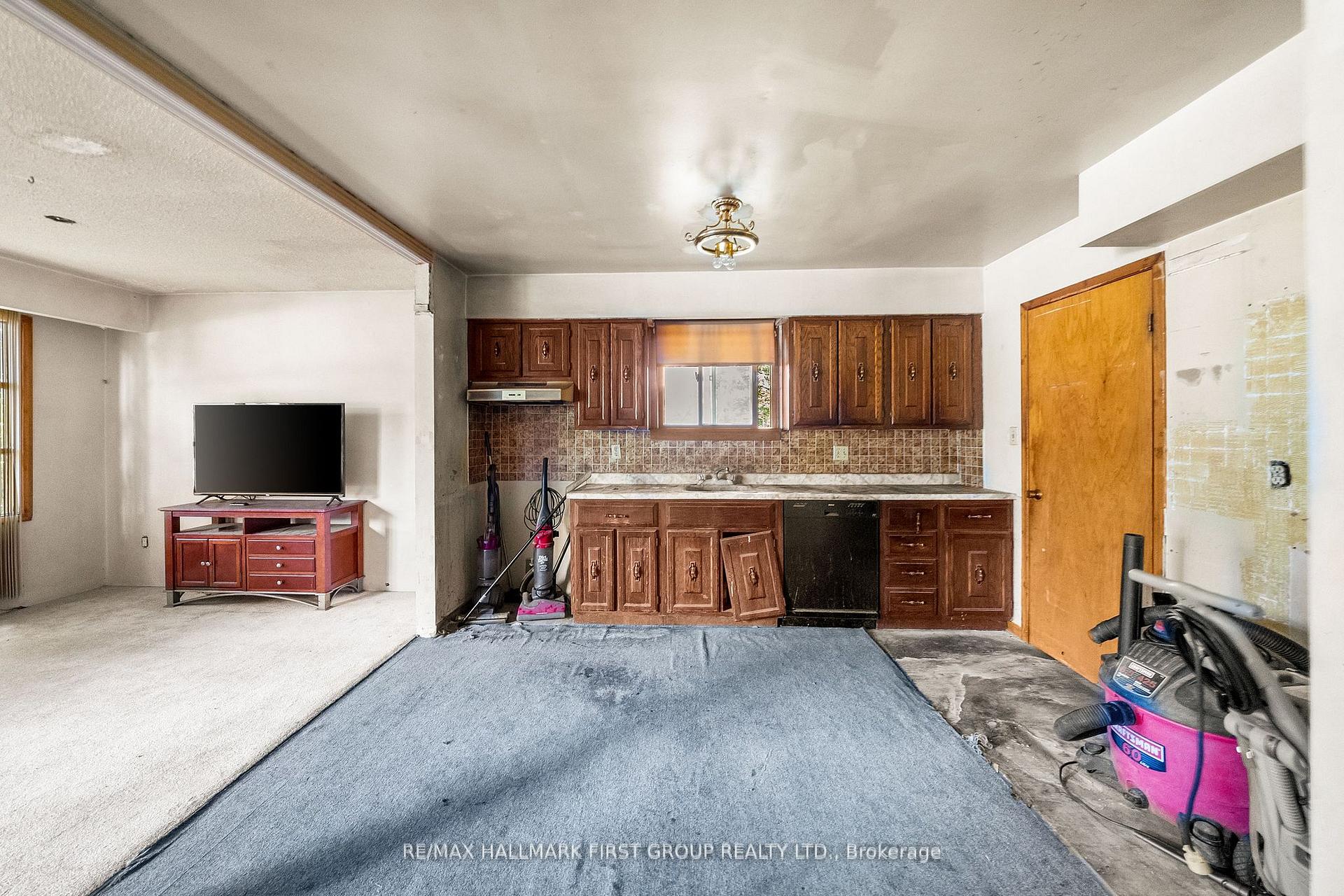 Photo 8 of 1658 Taunton Road, Clarington, Rural Clarington — HOMEH