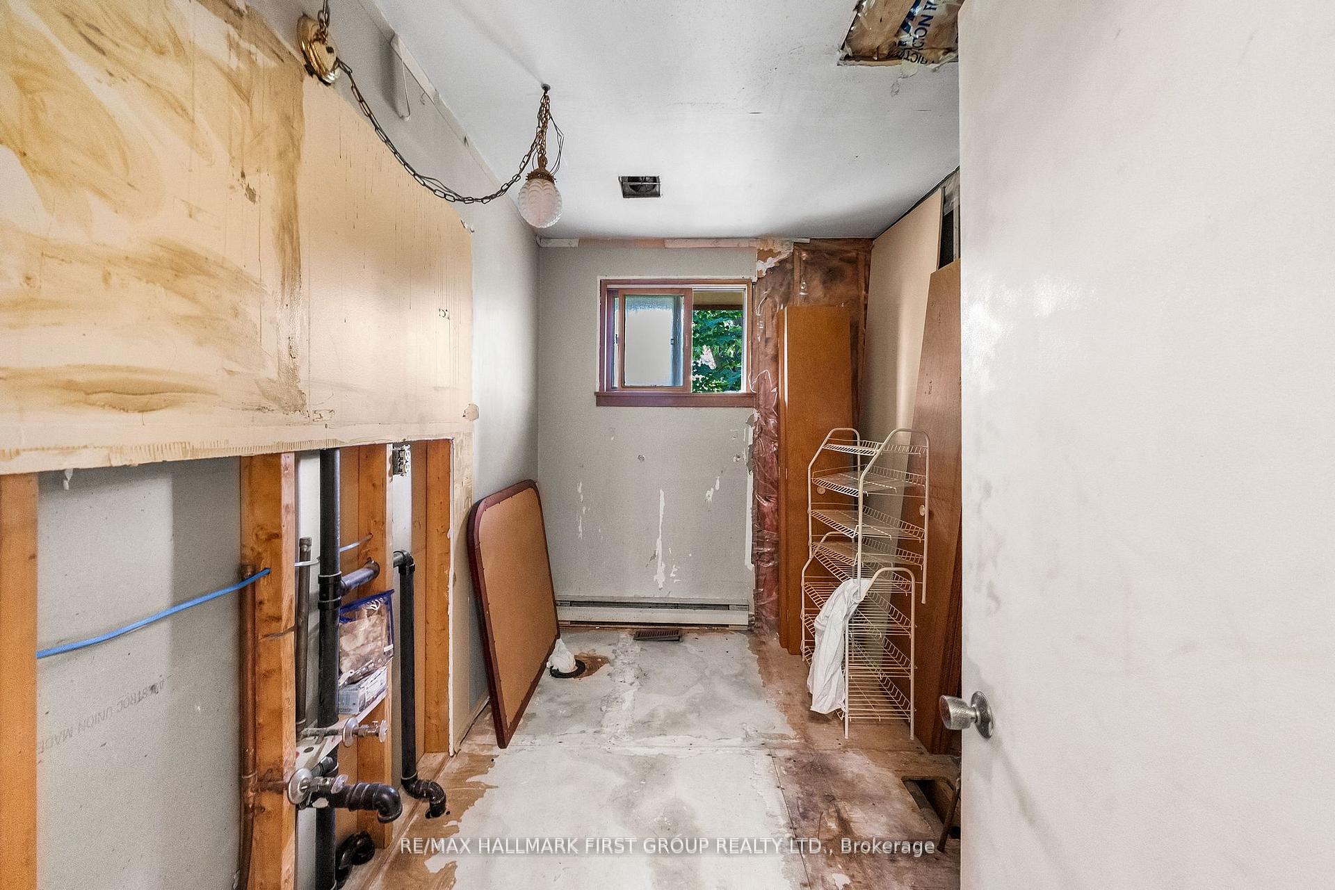 Photo 5 of 1658 Taunton Road, Clarington, Rural Clarington — HOMEH