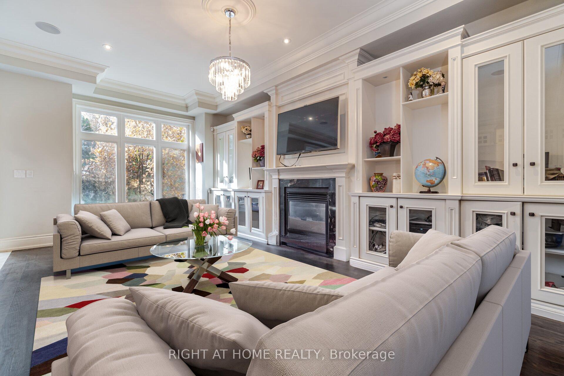 Photo 12 of 12 Walder Avenue, Toronto, Mount Pleasant East — HOMEH