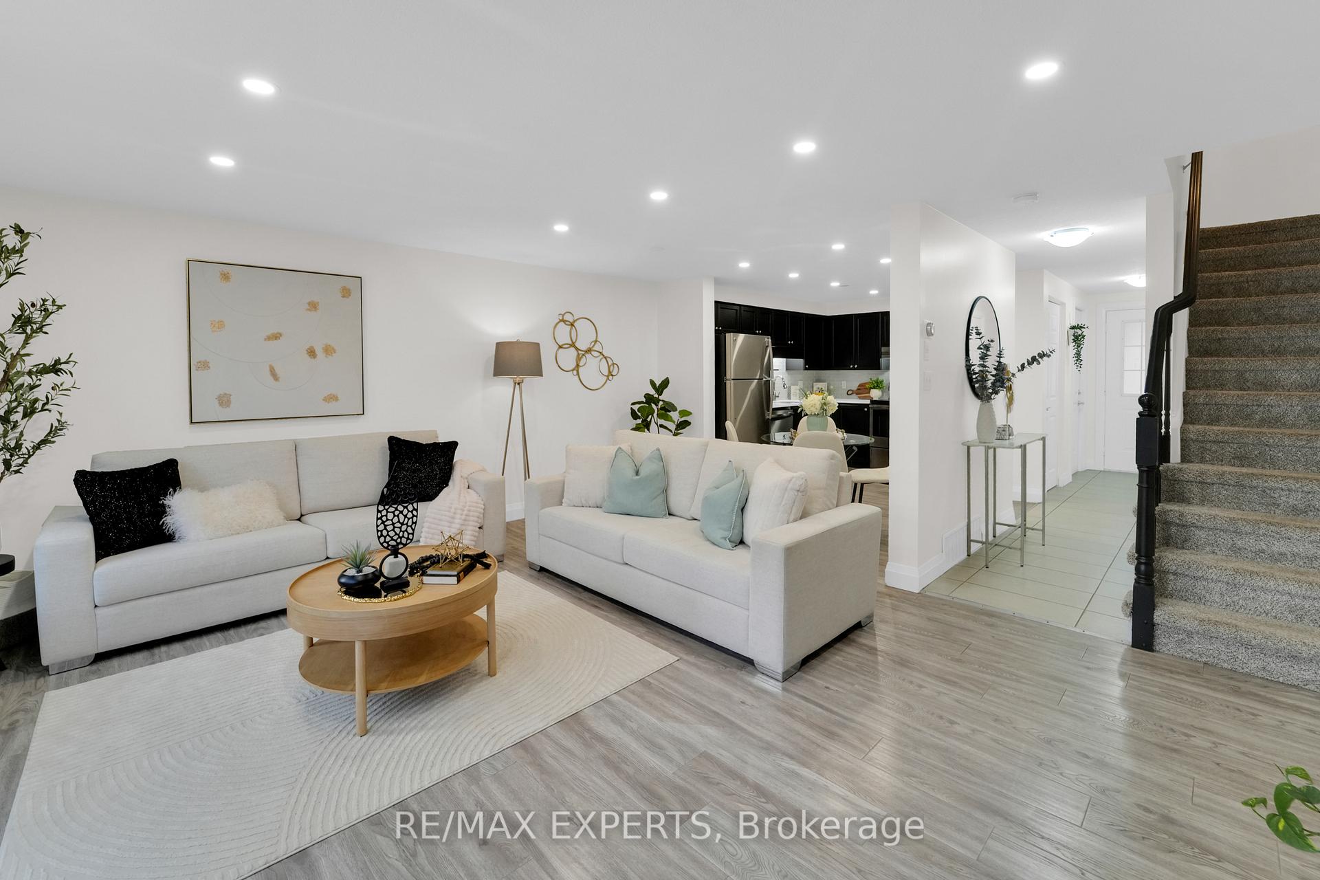Photo 24 of 45 Max Becker Drive, Kitchener — HOMEH