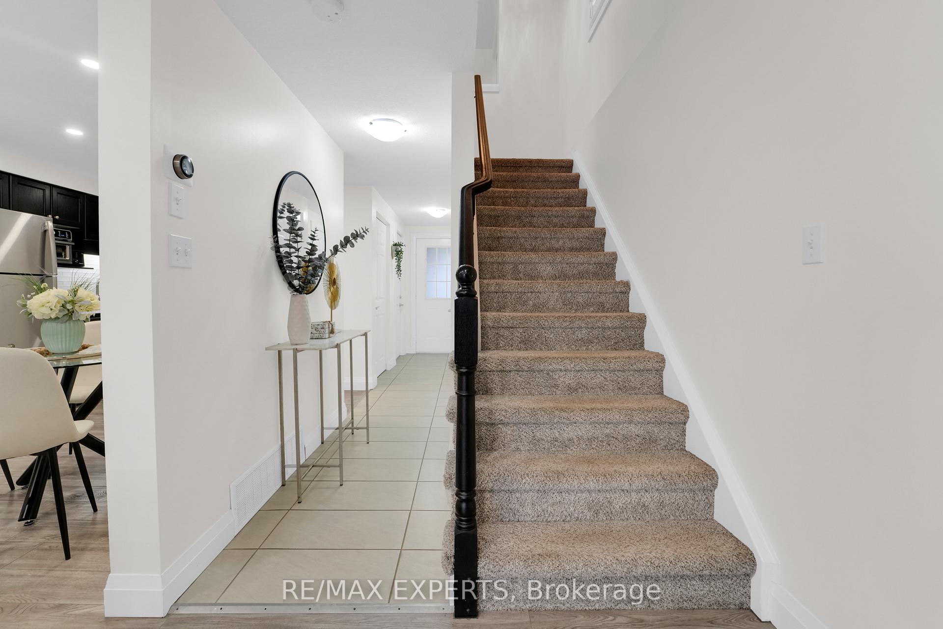 Photo 31 of 45 Max Becker Drive, Kitchener — HOMEH