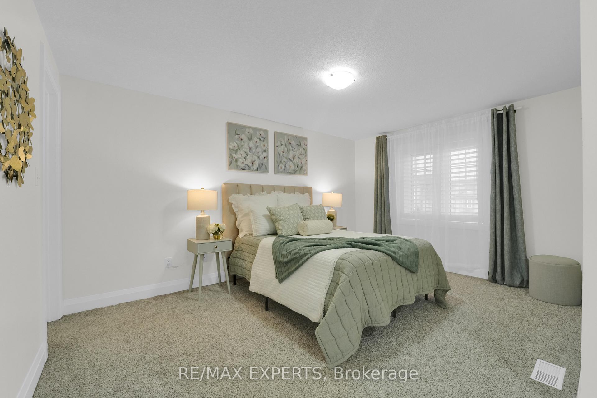 Photo 23 of 45 Max Becker Drive, Kitchener — HOMEH
