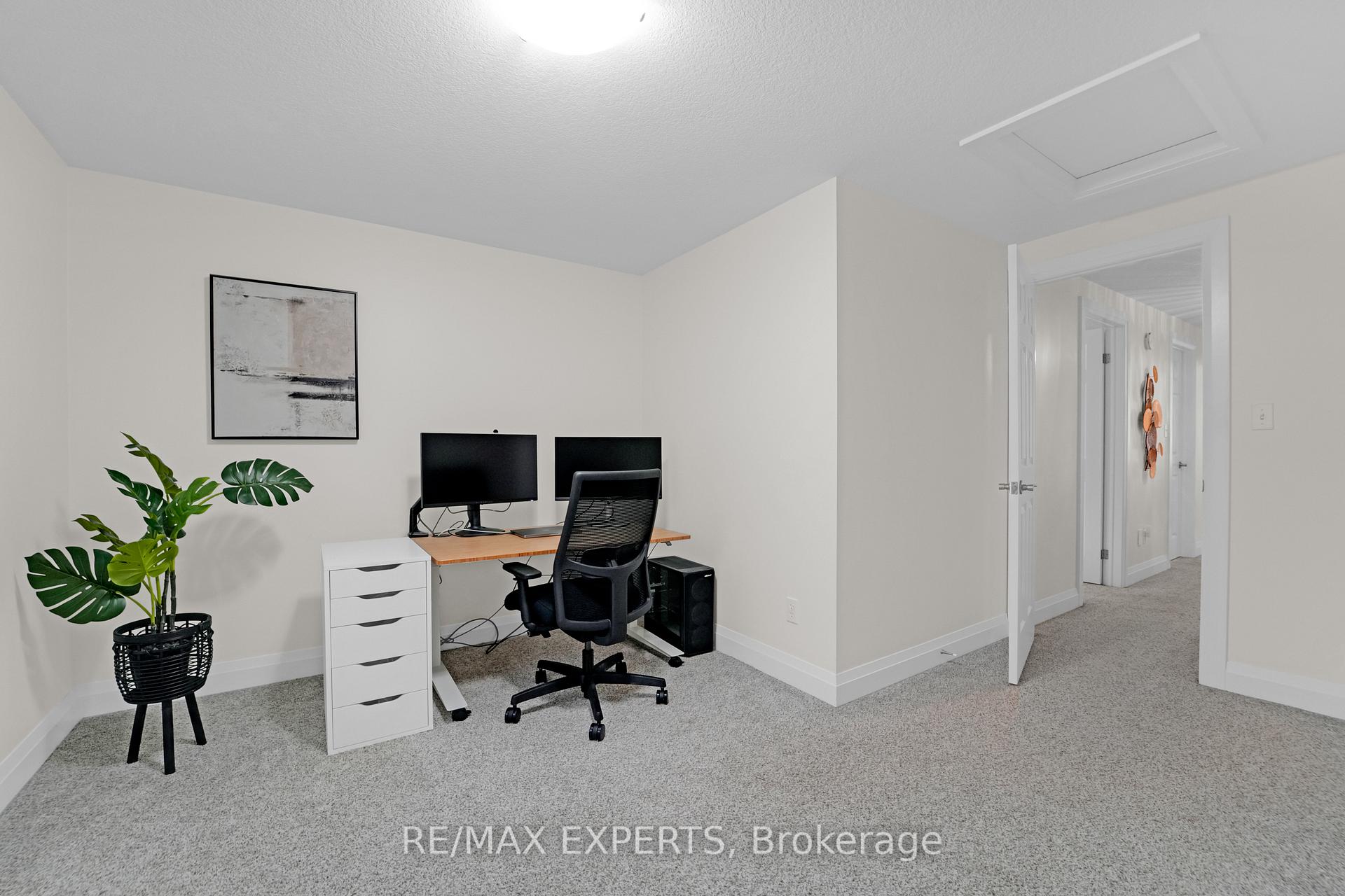 Photo 39 of 45 Max Becker Drive, Kitchener — HOMEH