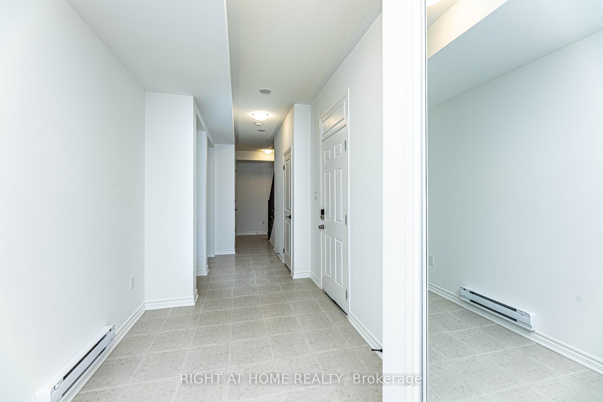 Photo 15 of 38 Ennerdale Street, Barrie, Rural Barrie Southwest — HOMEH