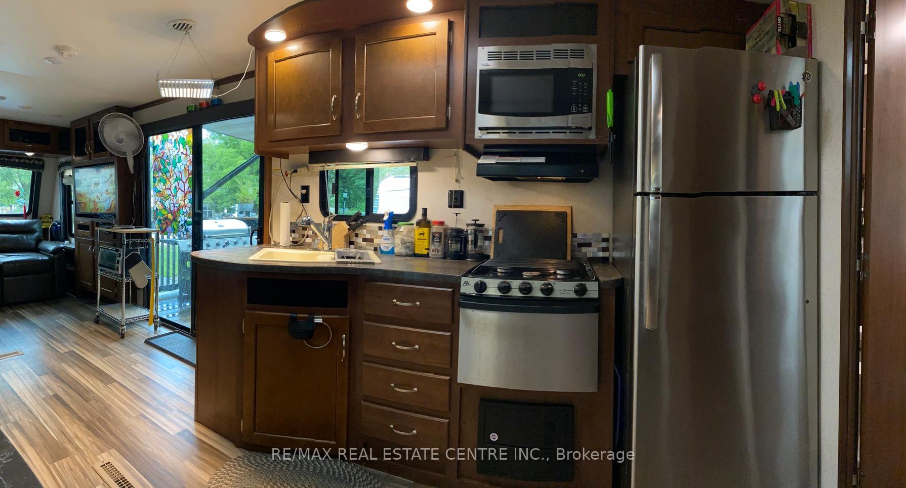 Photo 9 of Unit 41, 792 Safari Road, Hamilton, Rural Flamborough — HOMEH