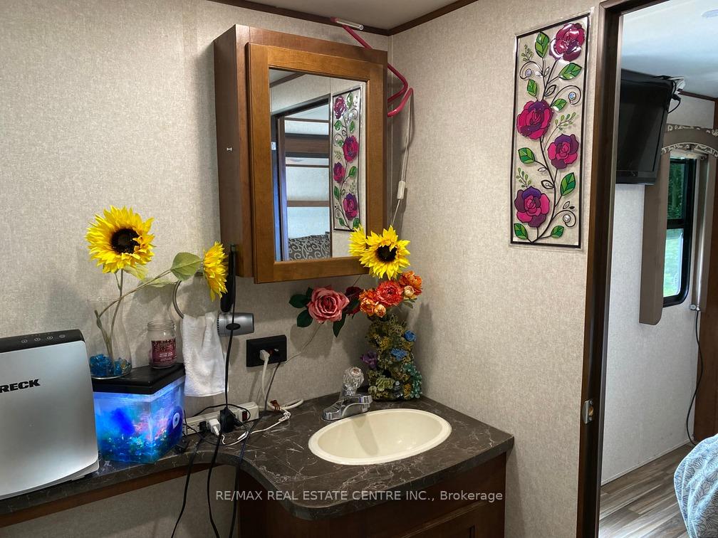 Photo 14 of Unit 41, 792 Safari Road, Hamilton, Rural Flamborough — HOMEH