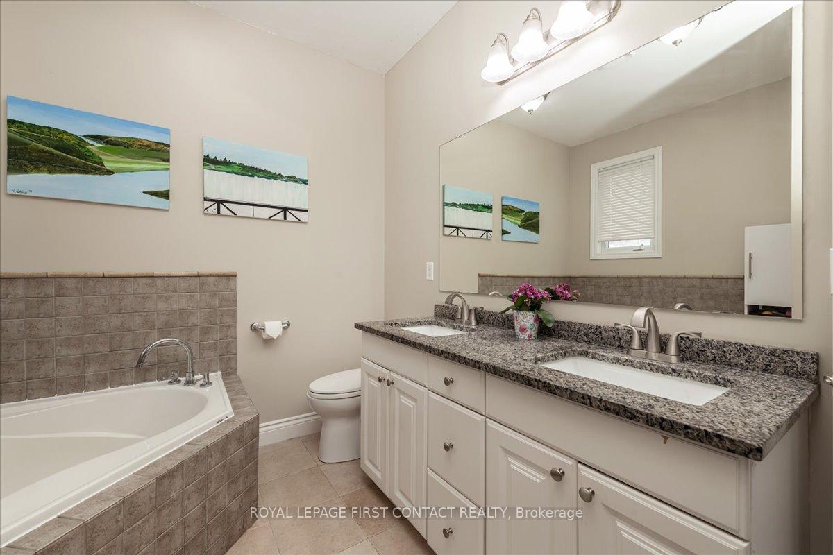Photo 33 of 78 Fairway Crescent, Wasaga Beach — HOMEH