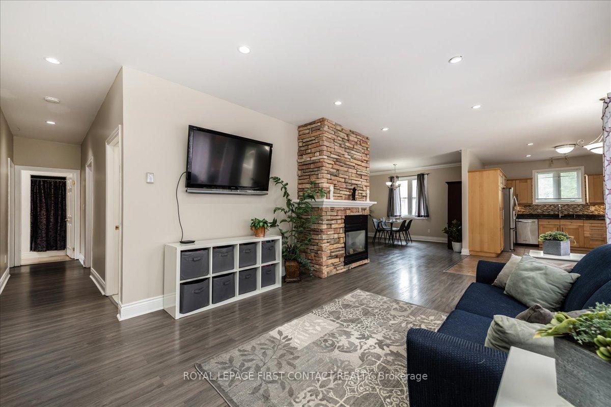 Photo 12 of 78 Fairway Crescent, Wasaga Beach — HOMEH