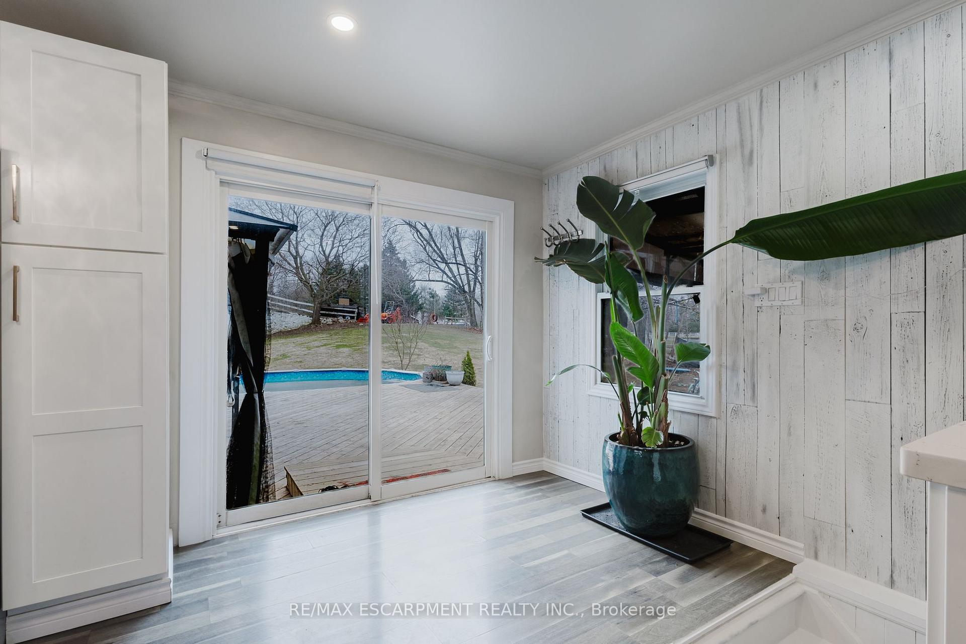 Photo 7 of 1578 Brock Road, Hamilton, Rural Flamborough — HOMEH