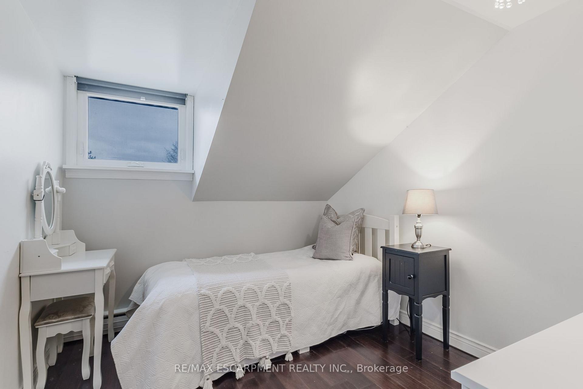 Photo 30 of 1578 Brock Road, Hamilton, Rural Flamborough — HOMEH