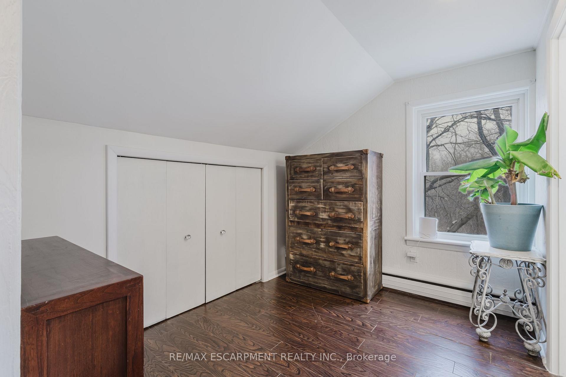 Photo 20 of 1578 Brock Road, Hamilton, Rural Flamborough — HOMEH
