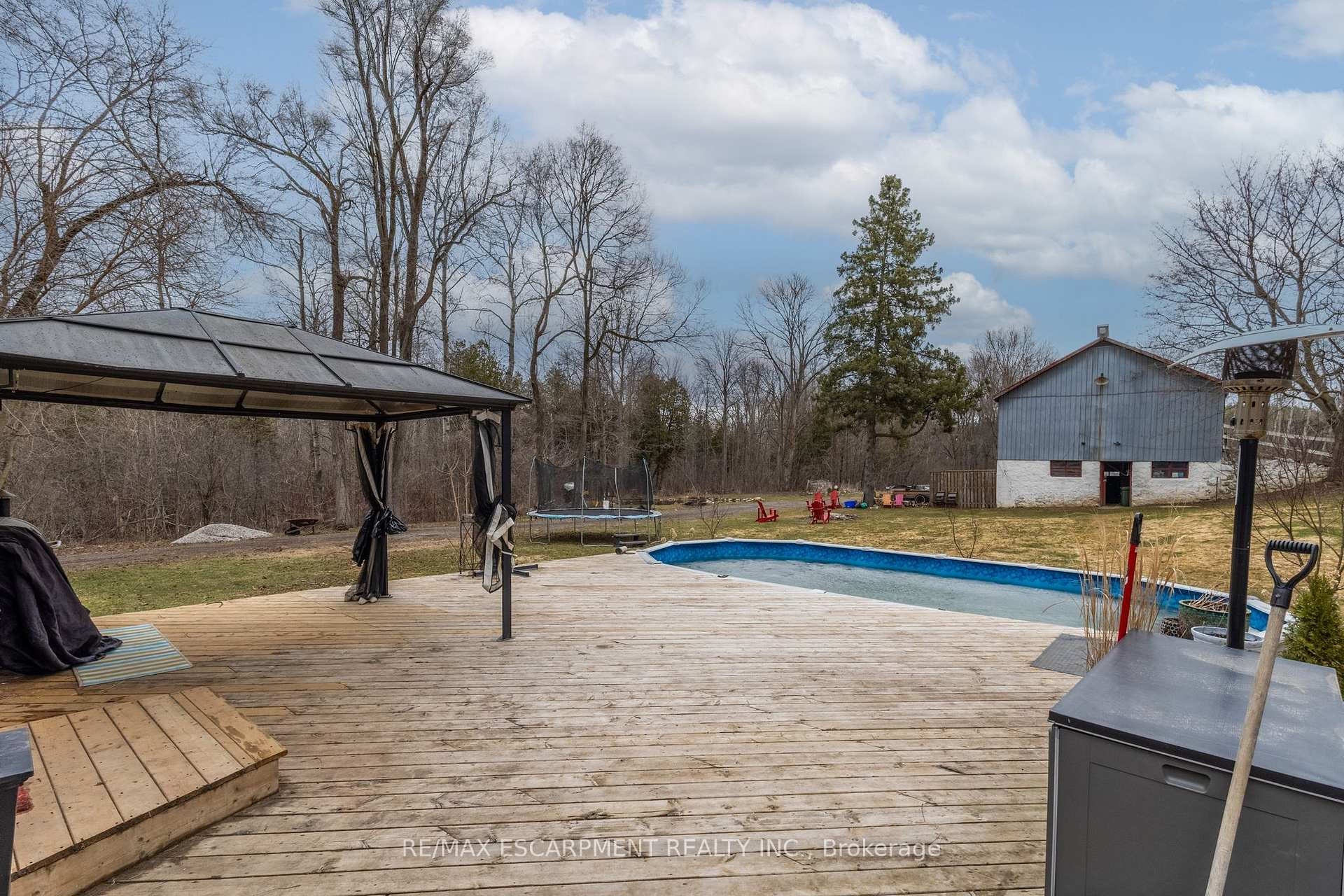 Photo 37 of 1578 Brock Road, Hamilton, Rural Flamborough — HOMEH