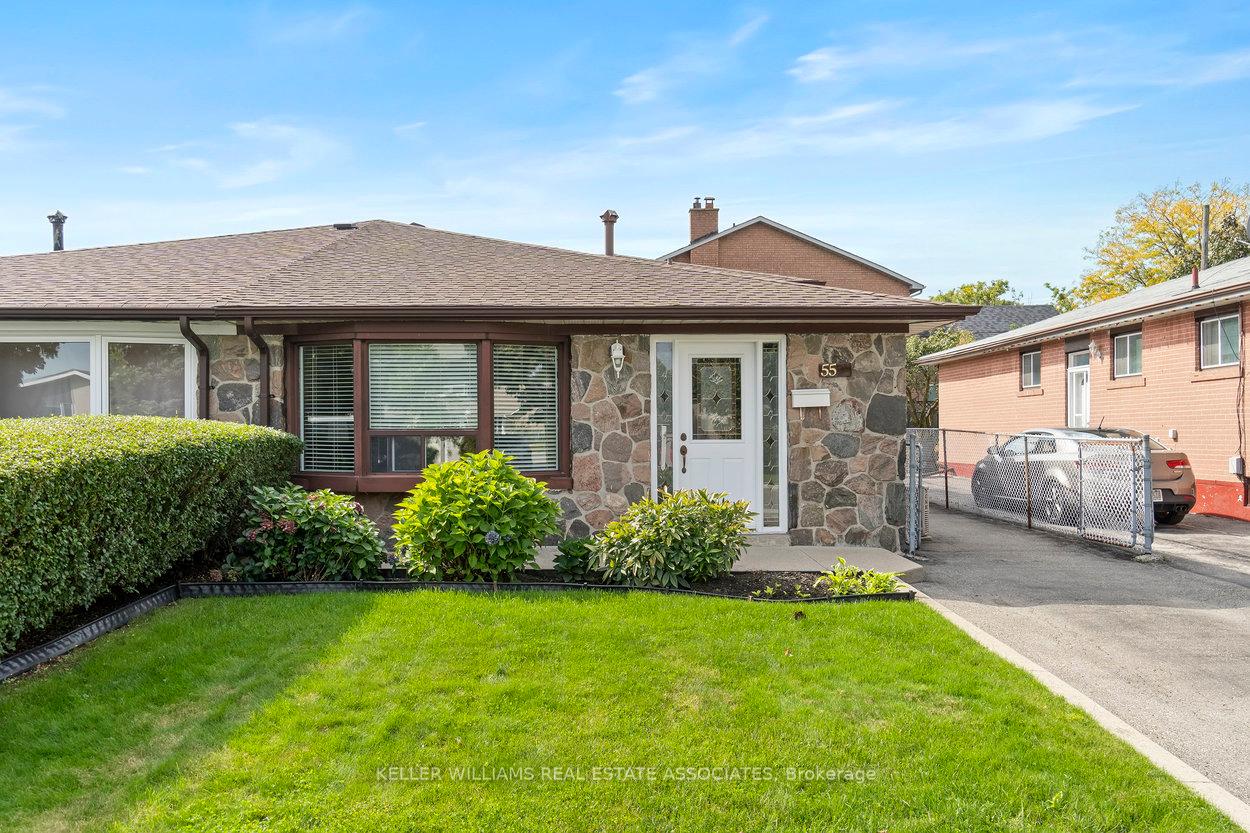 Photo 2 of 55 Grange Drive, Brampton, Northwood Park — HOMEH
