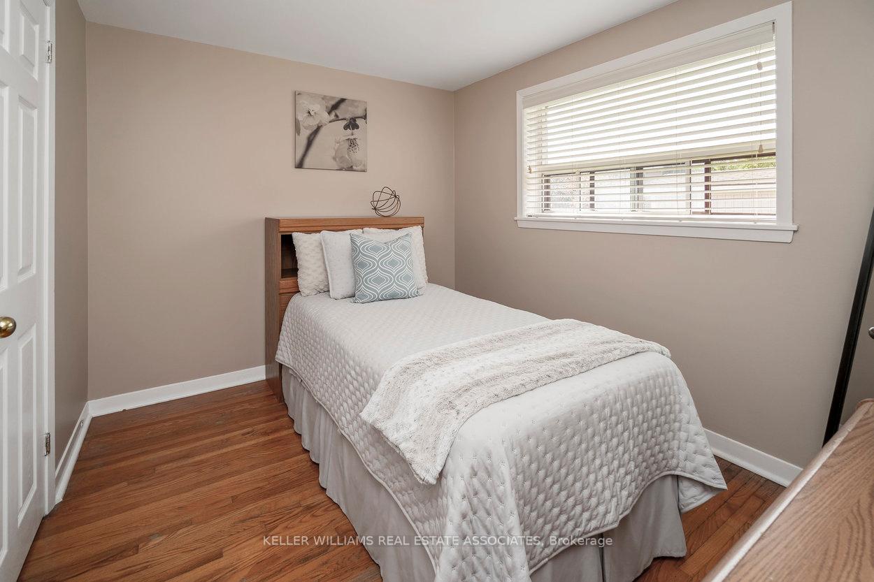 Photo 13 of 55 Grange Drive, Brampton, Northwood Park — HOMEH