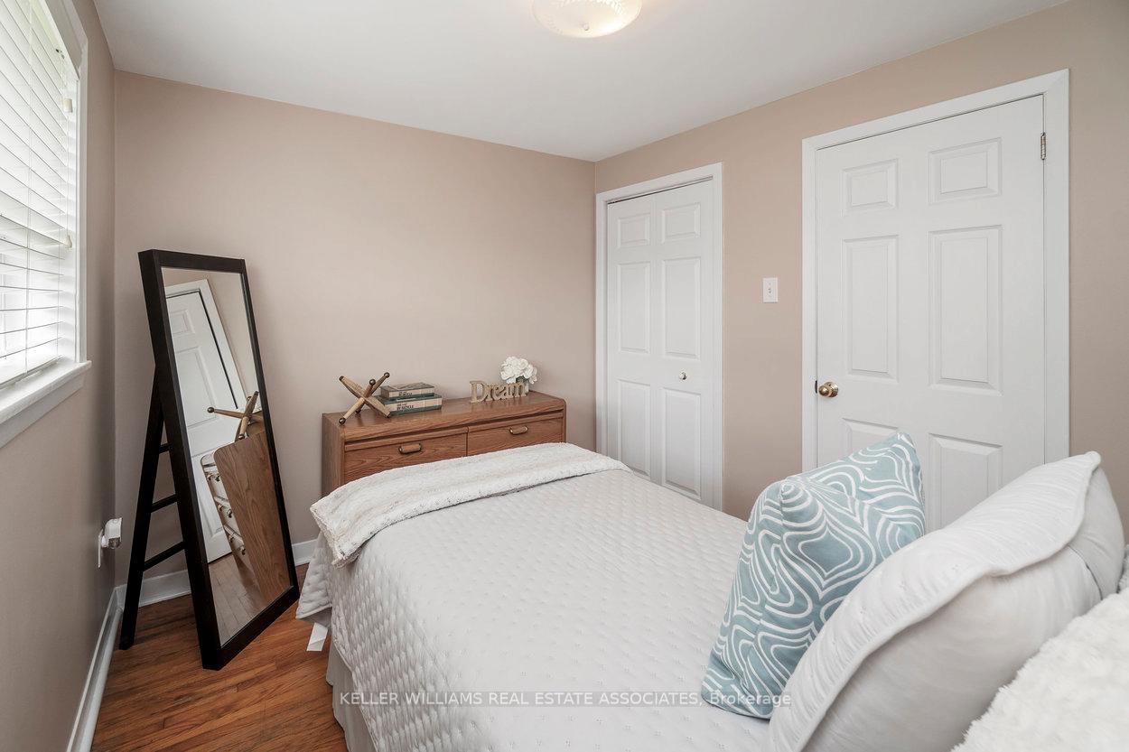Photo 17 of 55 Grange Drive, Brampton, Northwood Park — HOMEH