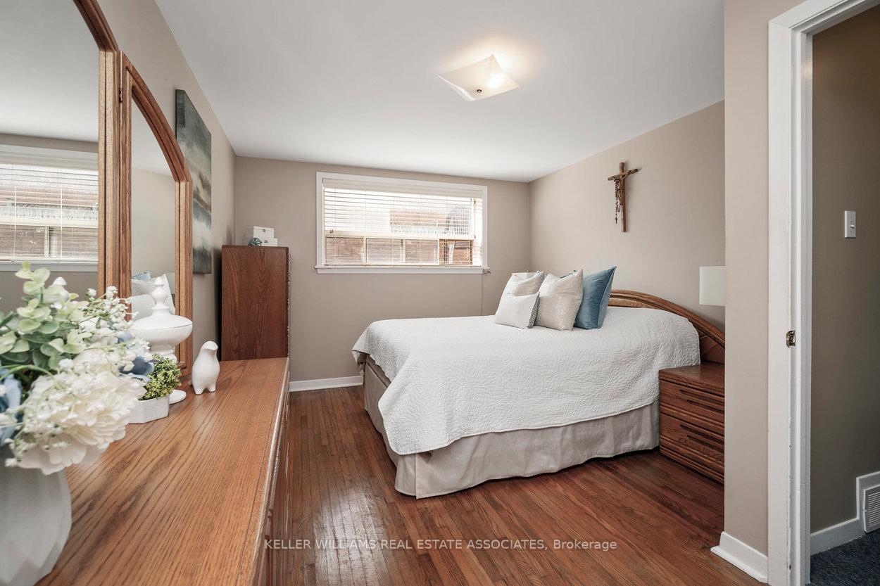 Photo 20 of 55 Grange Drive, Brampton, Northwood Park — HOMEH