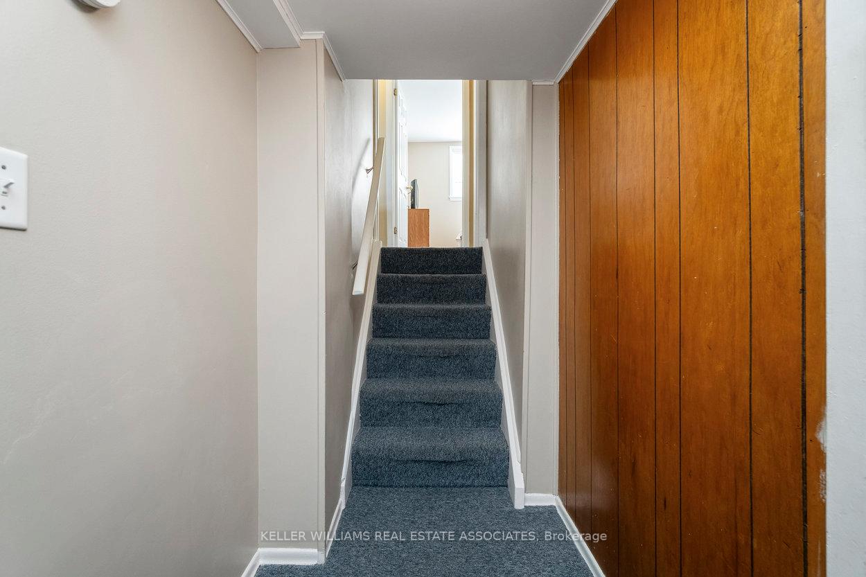 Photo 24 of 55 Grange Drive, Brampton, Northwood Park — HOMEH