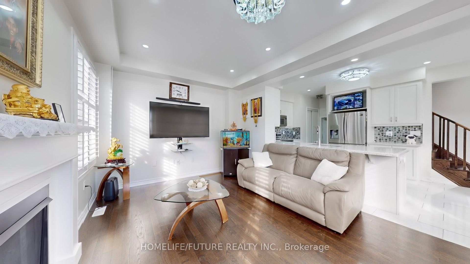 Photo 5 of 2427 Moonlight Crescent, Pickering, Rural Pickering — HOMEH