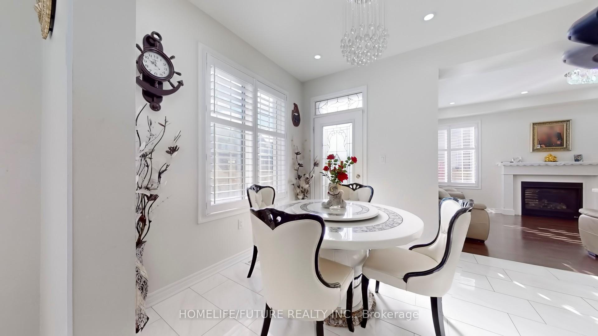 Photo 2 of 2427 Moonlight Crescent, Pickering, Rural Pickering — HOMEH