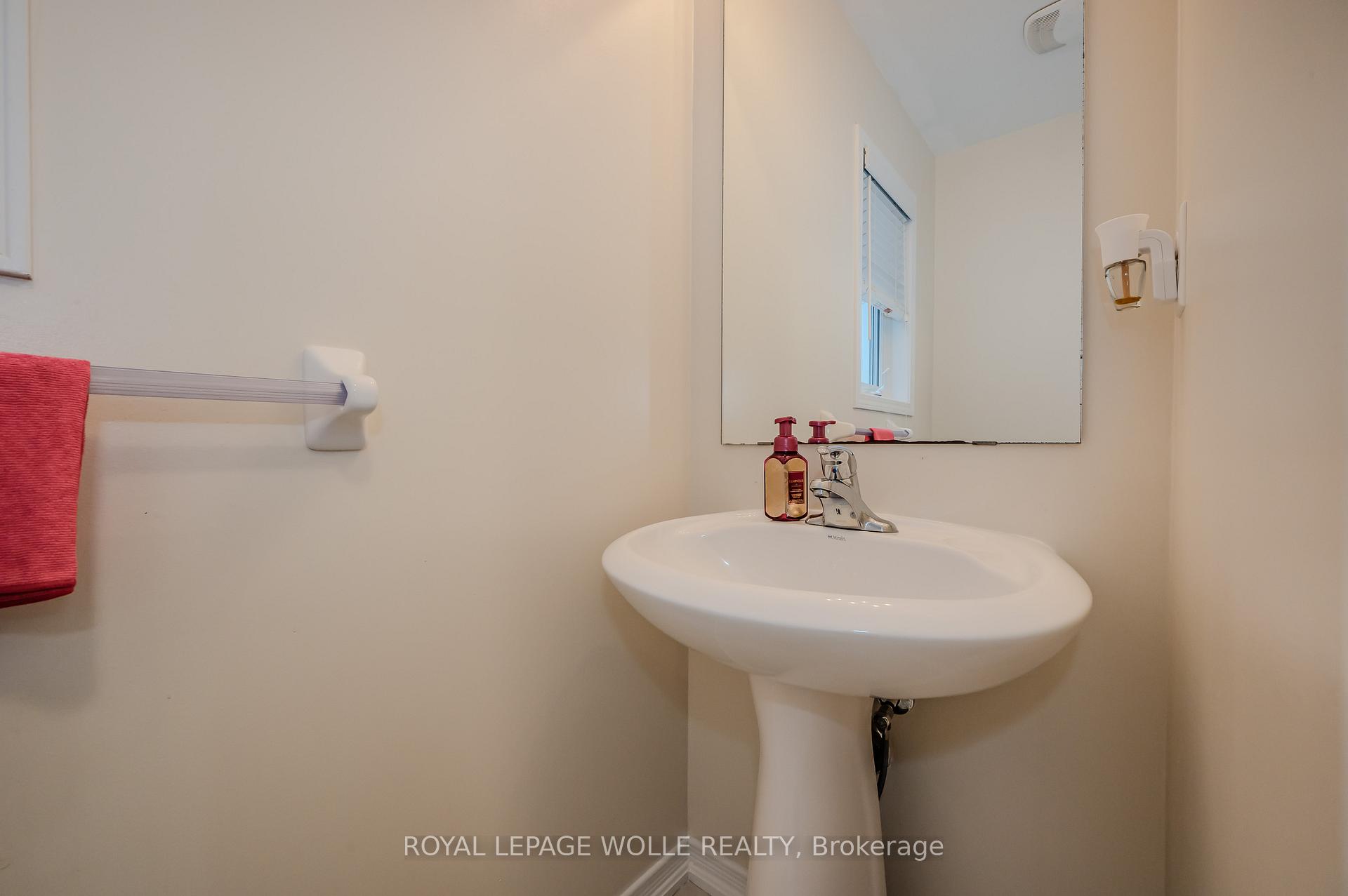 Photo 8 of 248 Norwich Road, Woolwich — HOMEH