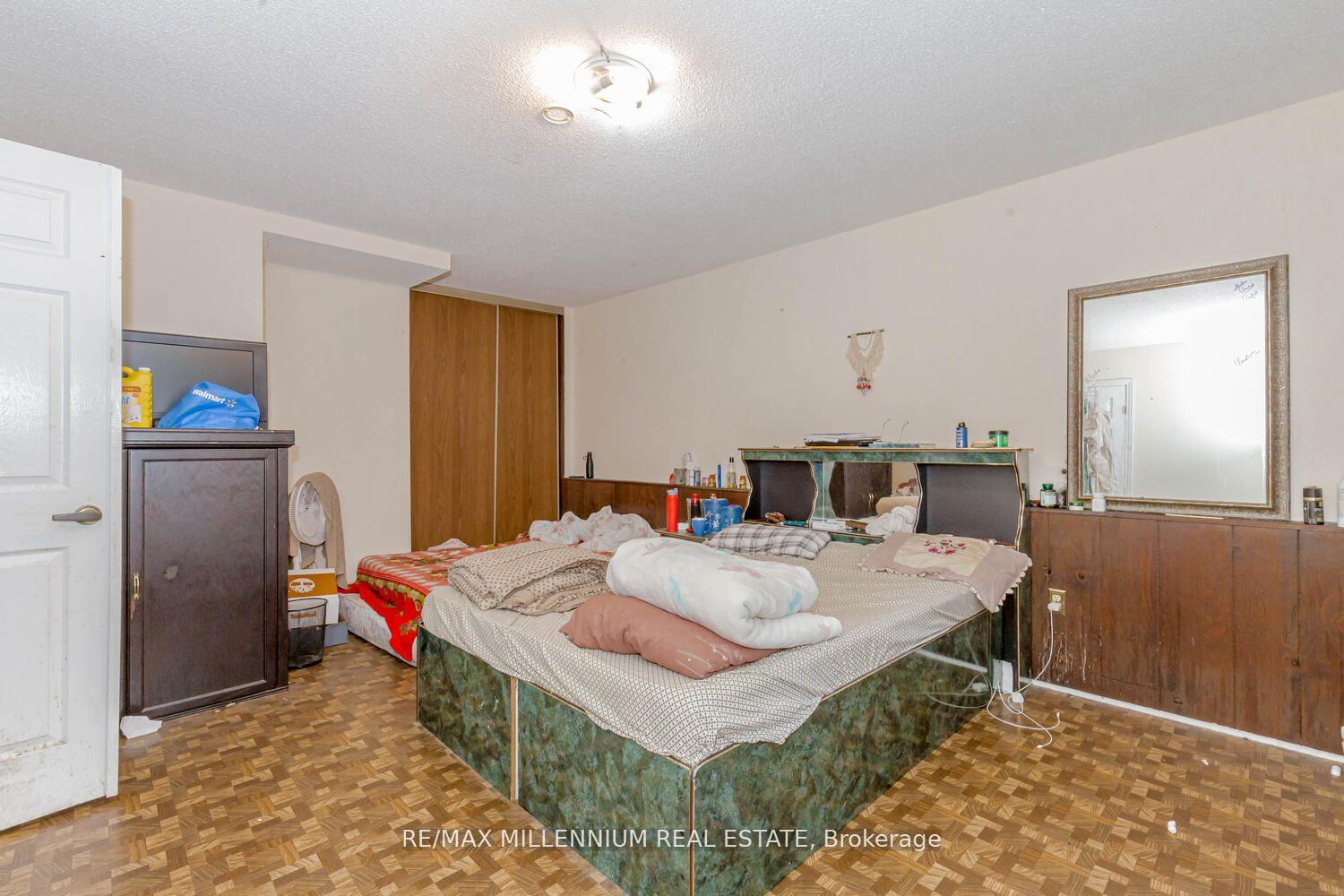 Photo 35 of 34 Archibald Street, Brampton, Brampton West — HOMEH