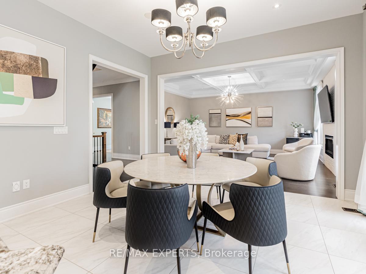 Photo 6 of 16 Sofia Olivia Crescent, Vaughan, Patterson — HOMEH